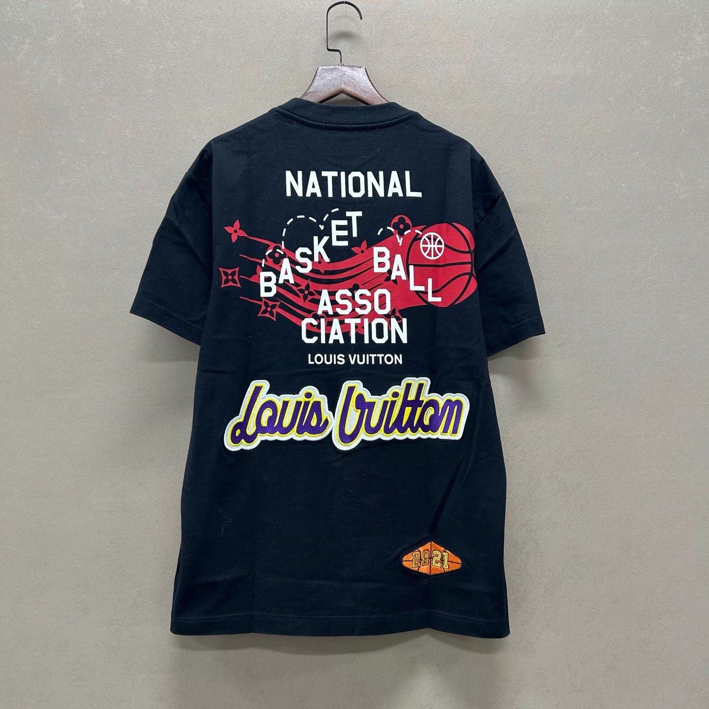 Louis Vuitton LV NBA x Multi-Logo Print Short Tee S new with tags Size US S / EU 44-46 / 1 - 2 Thumbnail