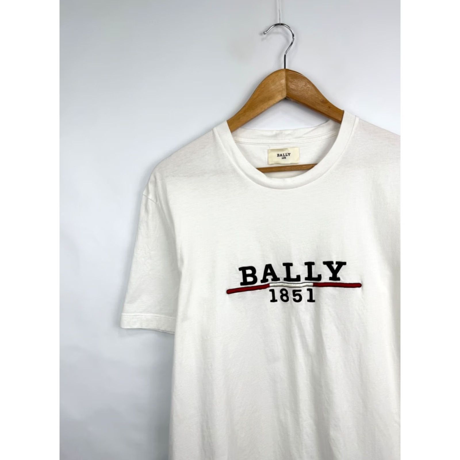 Bally Bally 1851 Classic T-Shirt White M Mens Shirt Small two spots Rare Retto Size US M / EU 48-50 / 2 - 4 Thumbnail