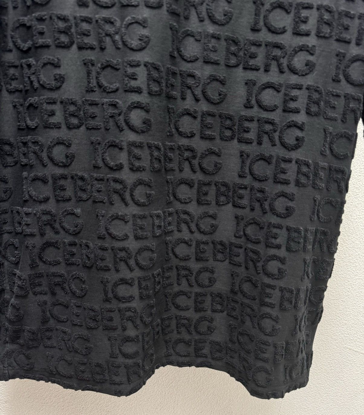 Iceberg ICEBERG fullprint monogram t-shirt Xl sz Size US XL / EU 56 / 4 - 4 Thumbnail
