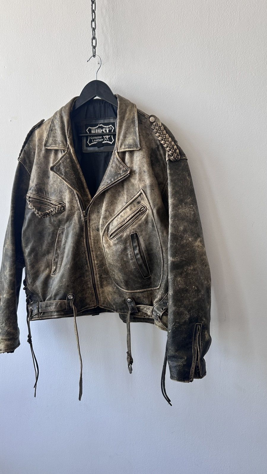 Other Leather Motorcycle Jacket XL Braided Shoulders Rocker Heavy Size US XL / EU 56 / 4 - 7 Thumbnail