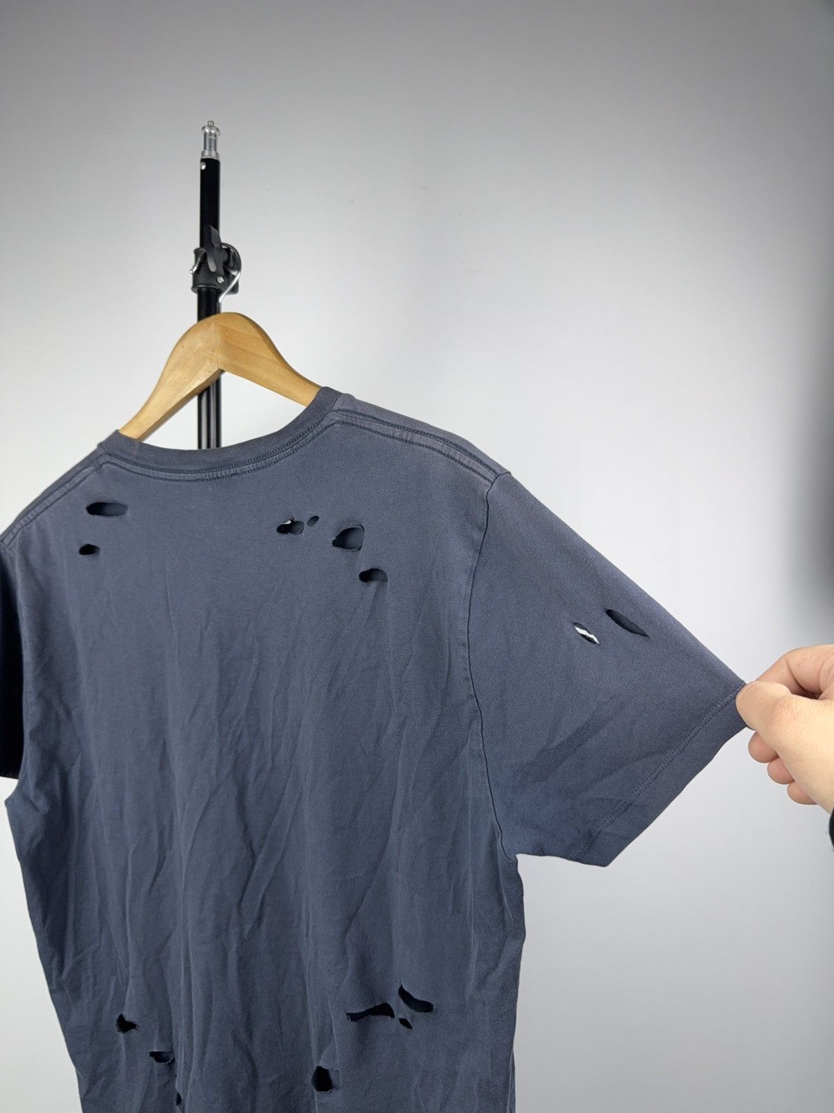 Diesel 00s Luxury Diesel Distressed Destroyed Logo T-Shirt Faded Size US XL / EU 56 / 4 - 16 Thumbnail