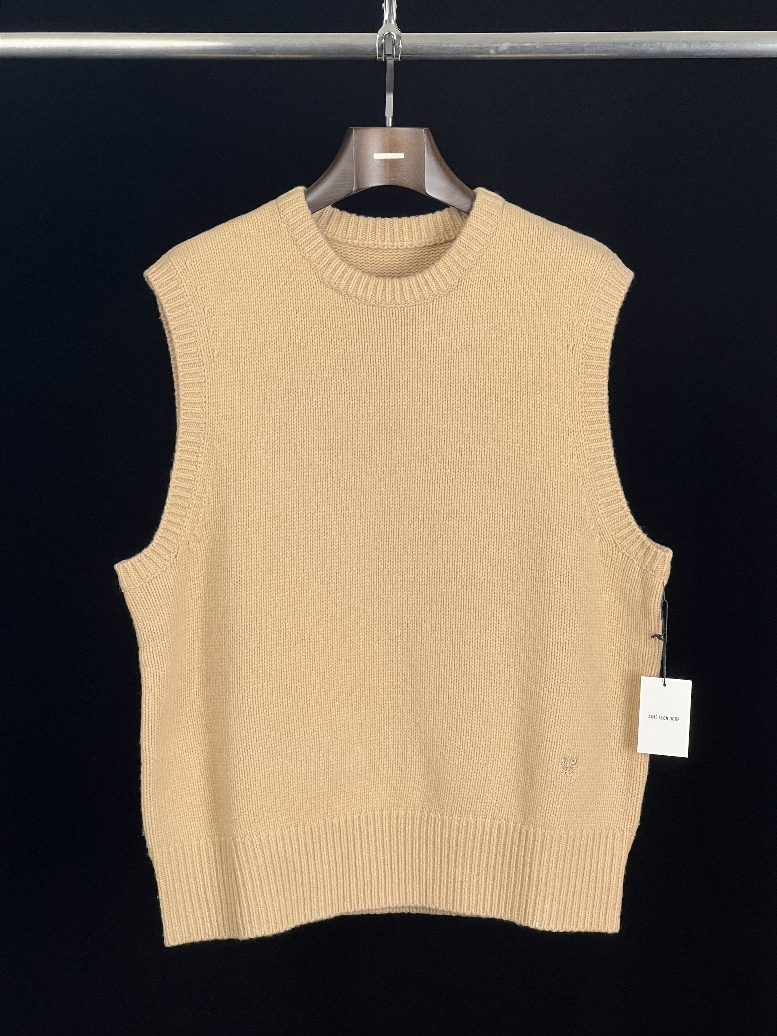 【爆買い！】 Aime FW22 Tan Vest Crewneck Knit ALD New Brand Dore Leon トップス