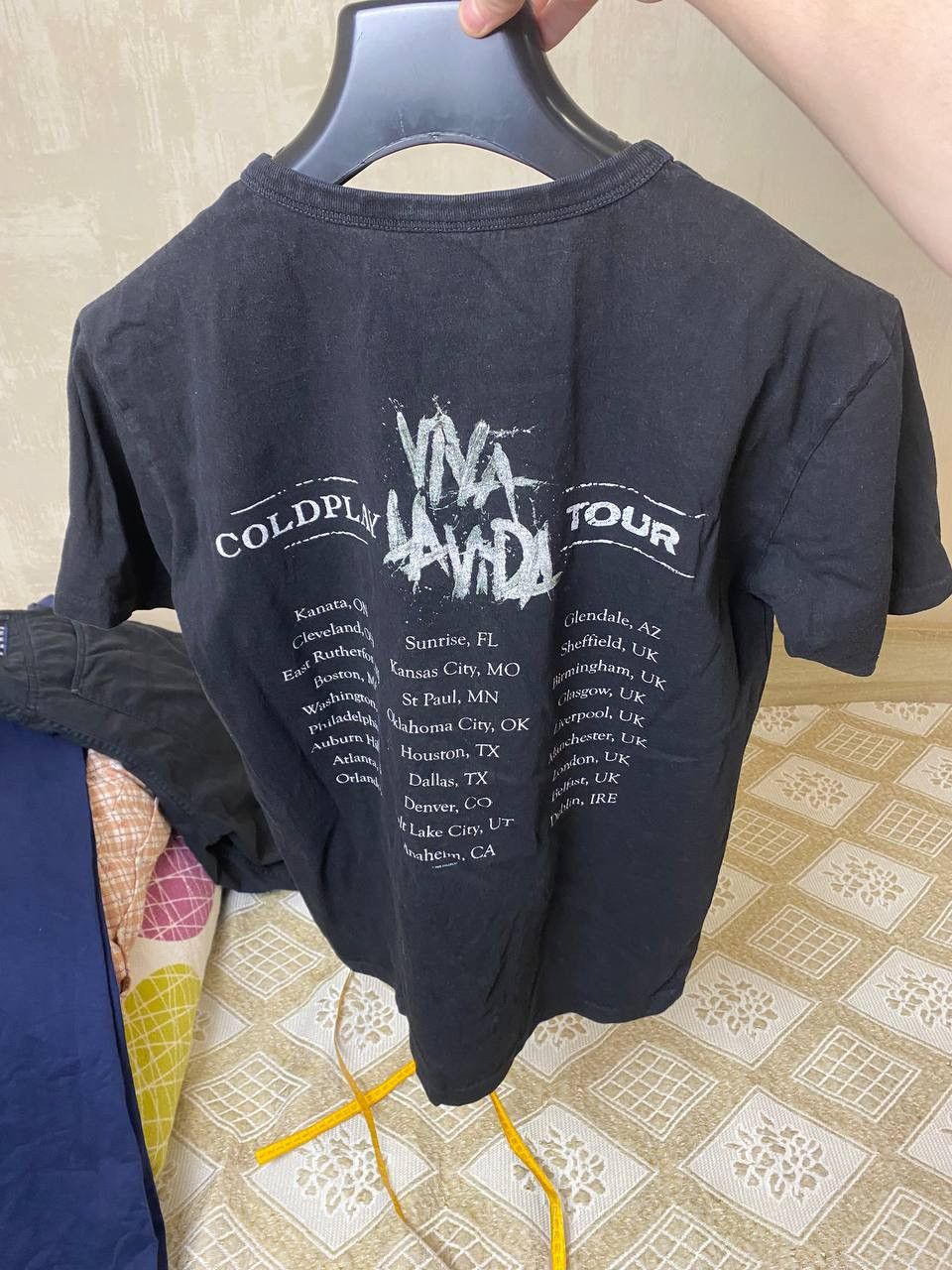 Band Tees 🔥 2008 COLDPLAY Viva La Vida Rock Band Tour T Shirt Size US M / EU 48-50 / 2 - 7 Thumbnail