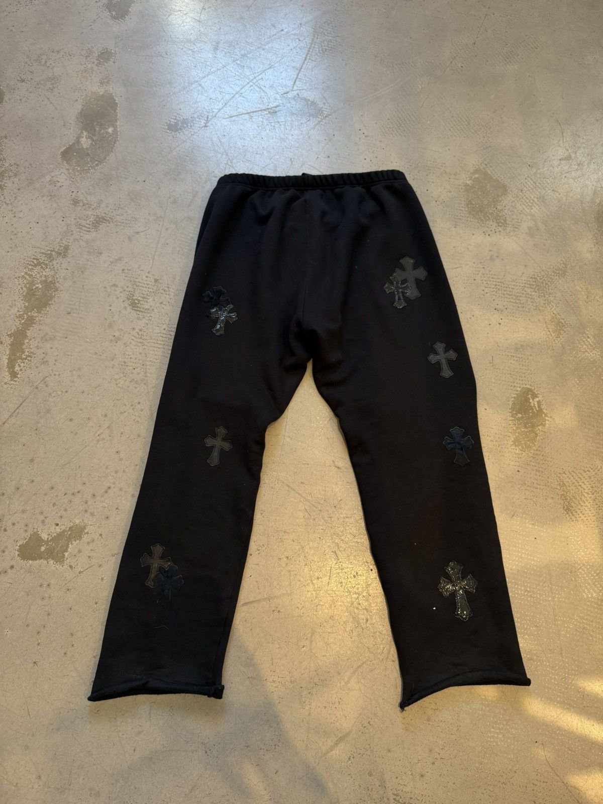 Chrome Hearts CHROME HEARTS CROSS PATCH SWEATPANTS Size US 36 / EU 52 - 1 Thumbnail