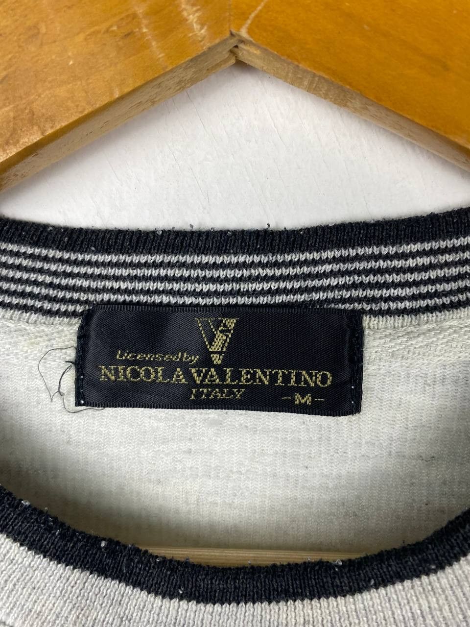 Valentino nicola valentino single pocket embroided logo tee Size US M / EU 48-50 / 2 - 4 Thumbnail