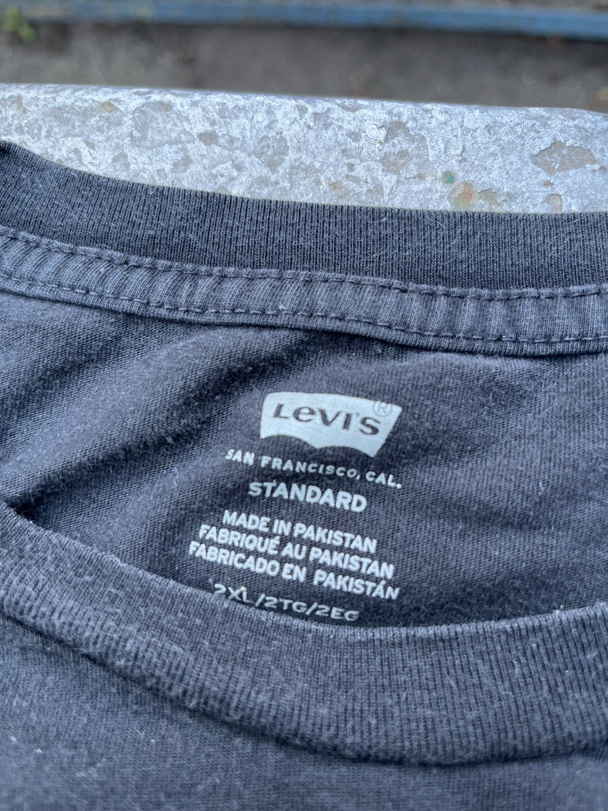 Levi's Levi’s vintage oversize black T-shirt XL Size US XL / EU 56 / 4 - 2 Thumbnail