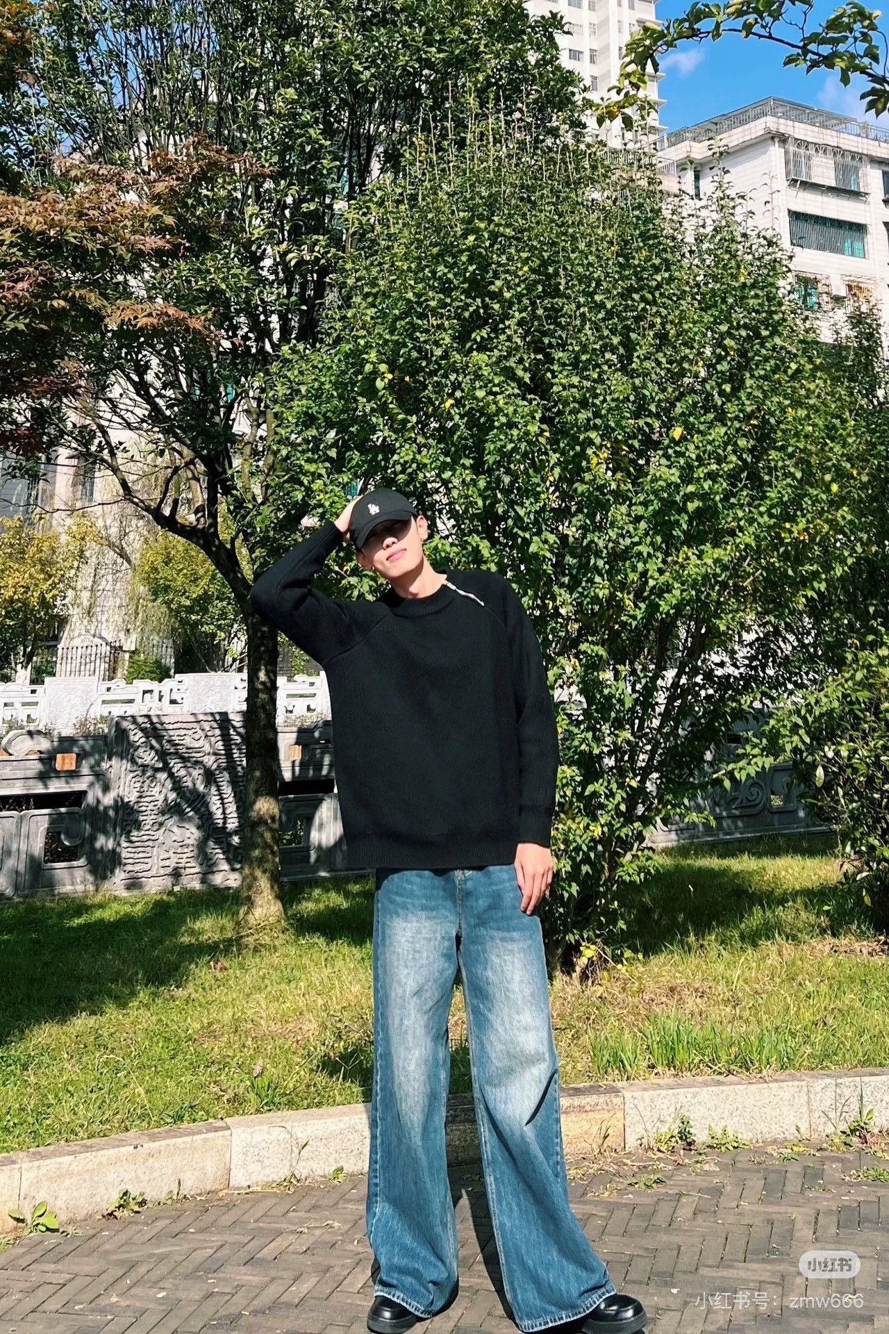 Dior black irregular zip hoodie from Dior Size US S / EU 44-46 / 1 - 8 Thumbnail