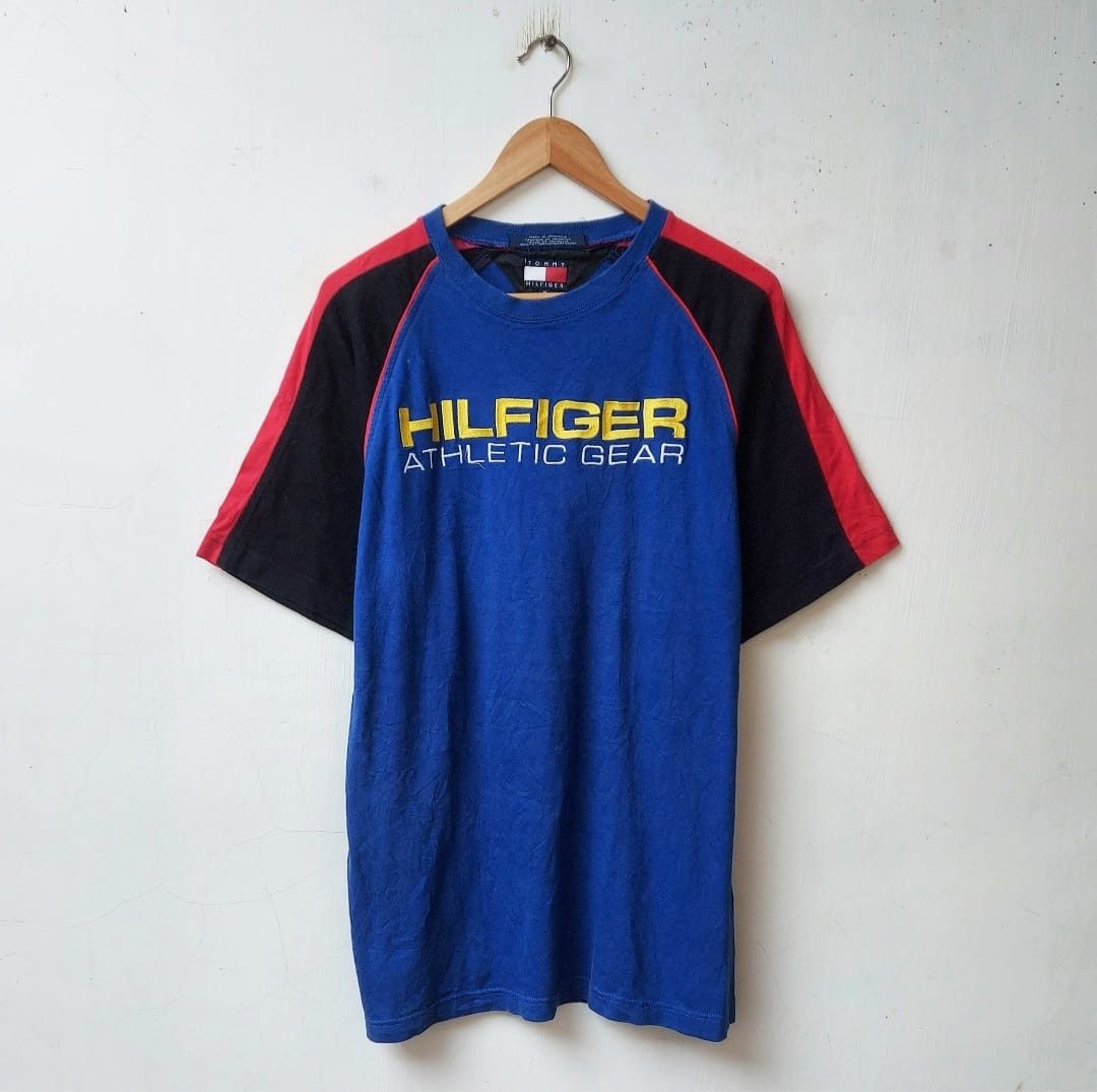 Tommy Hilfiger Vtg 90's Tommy Hilfiger Athletic Gear Tshirt Size US M / EU 48-50 / 2 - 1 Thumbnail