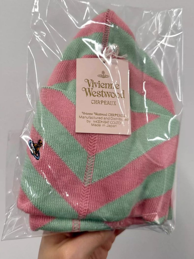 Vivienne Westwood Vivienne Westwood Pink and green striped Saturn knit cap Size ONE SIZE - 8 Thumbnail