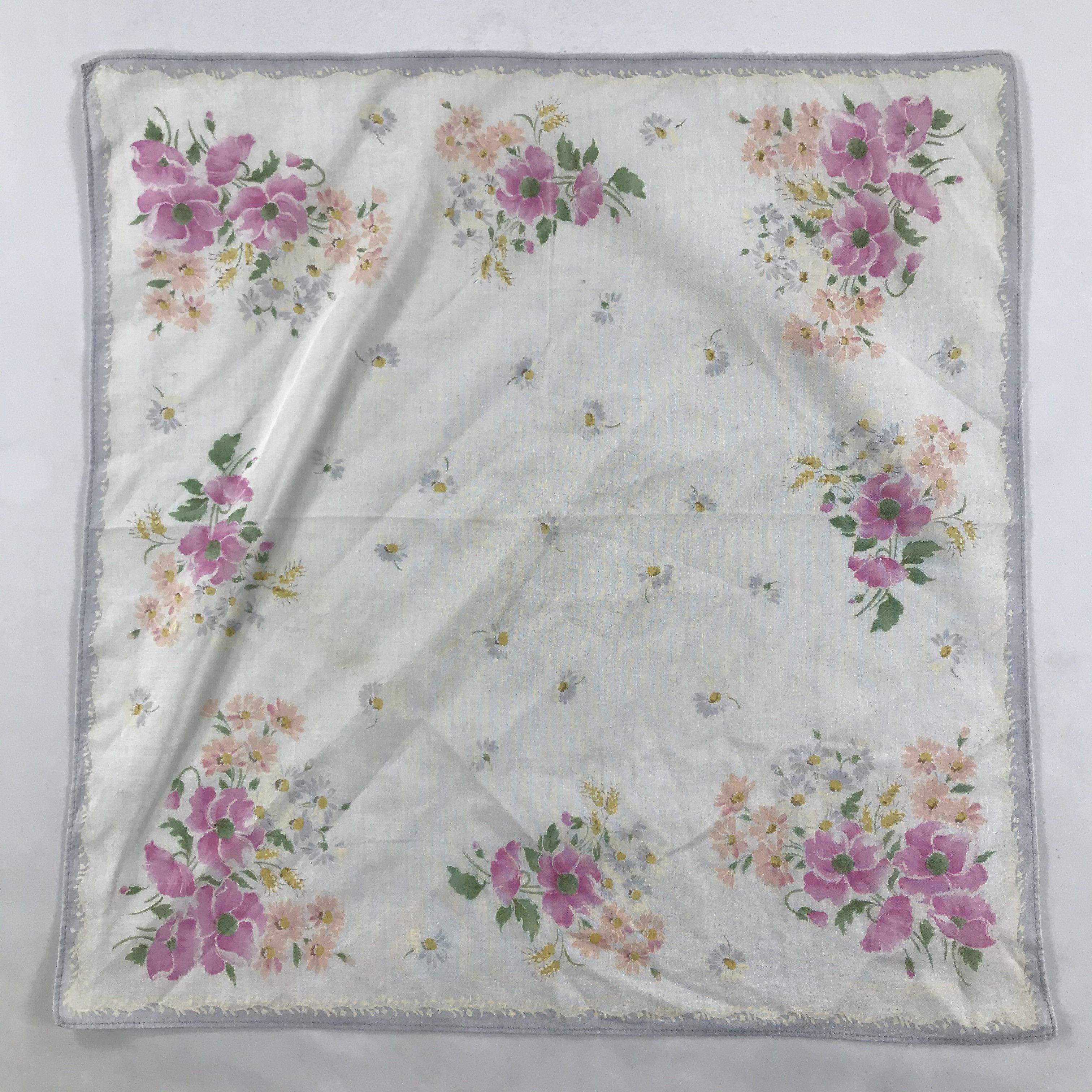 Pierre Balmain × Vintage Pierre Balmain Bandana / Handkerchief / Neckerchief - S1679 Size ONE SIZE - 1 Thumbnail