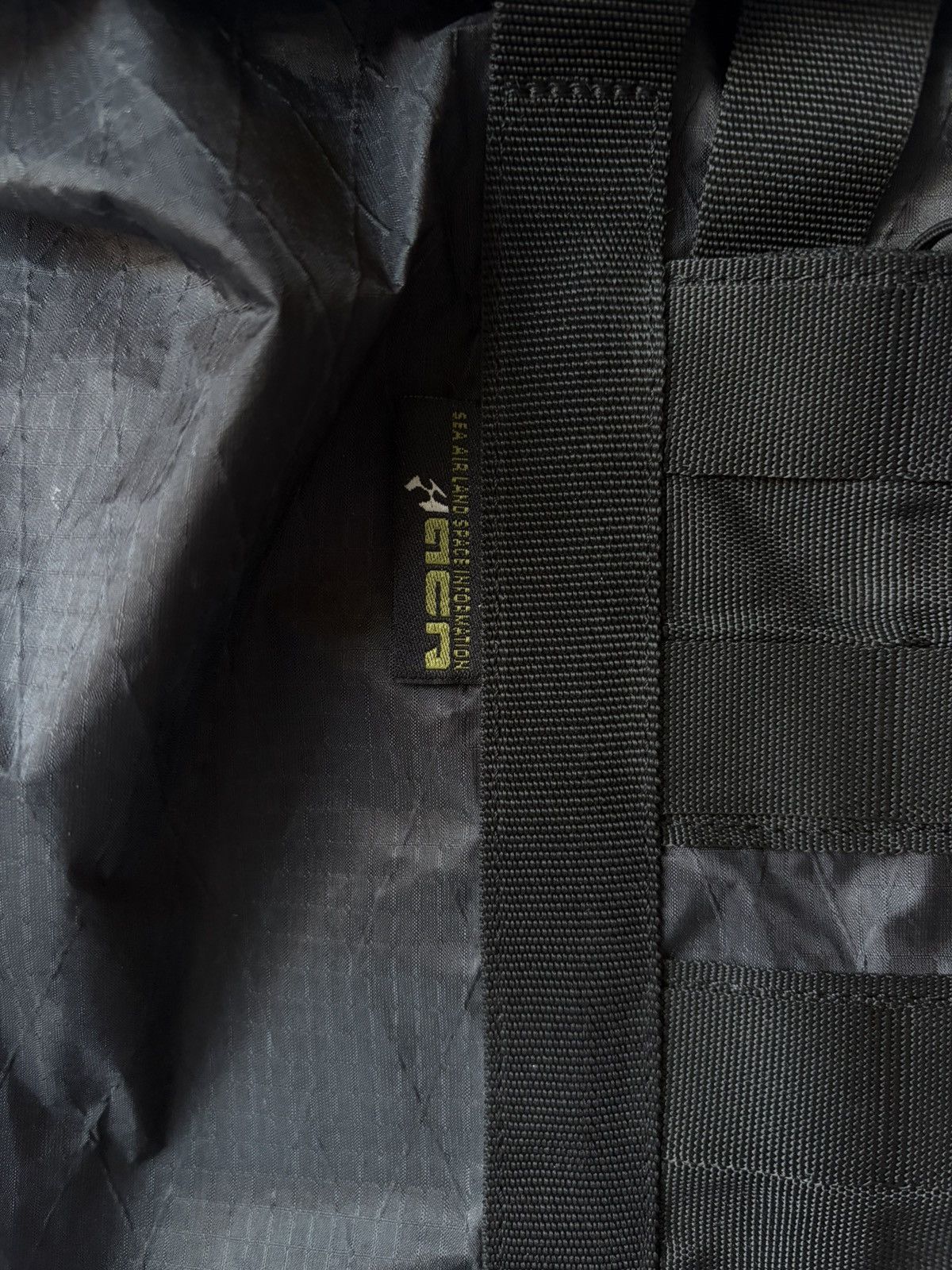Acronym ACR-3RD ARM 3A-9TS Size ONE SIZE - 3 Thumbnail