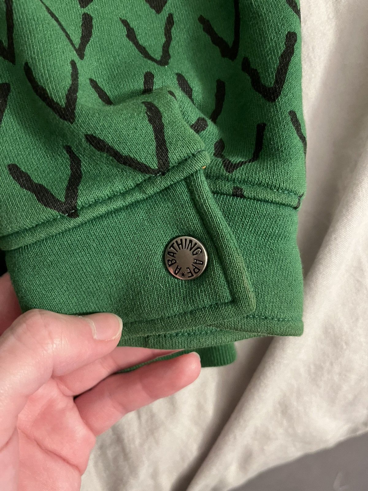 Ambush Design × Bape Bape ambush lizard hoodie full zip shark Size US L / EU 52-54 / 3 - 7 Thumbnail