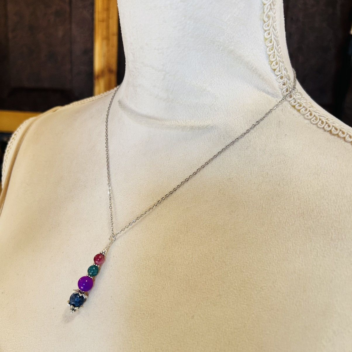 Handmade Handcrafted elegant genuine stone pendant on chain necklace Size ONE SIZE - 4 Thumbnail