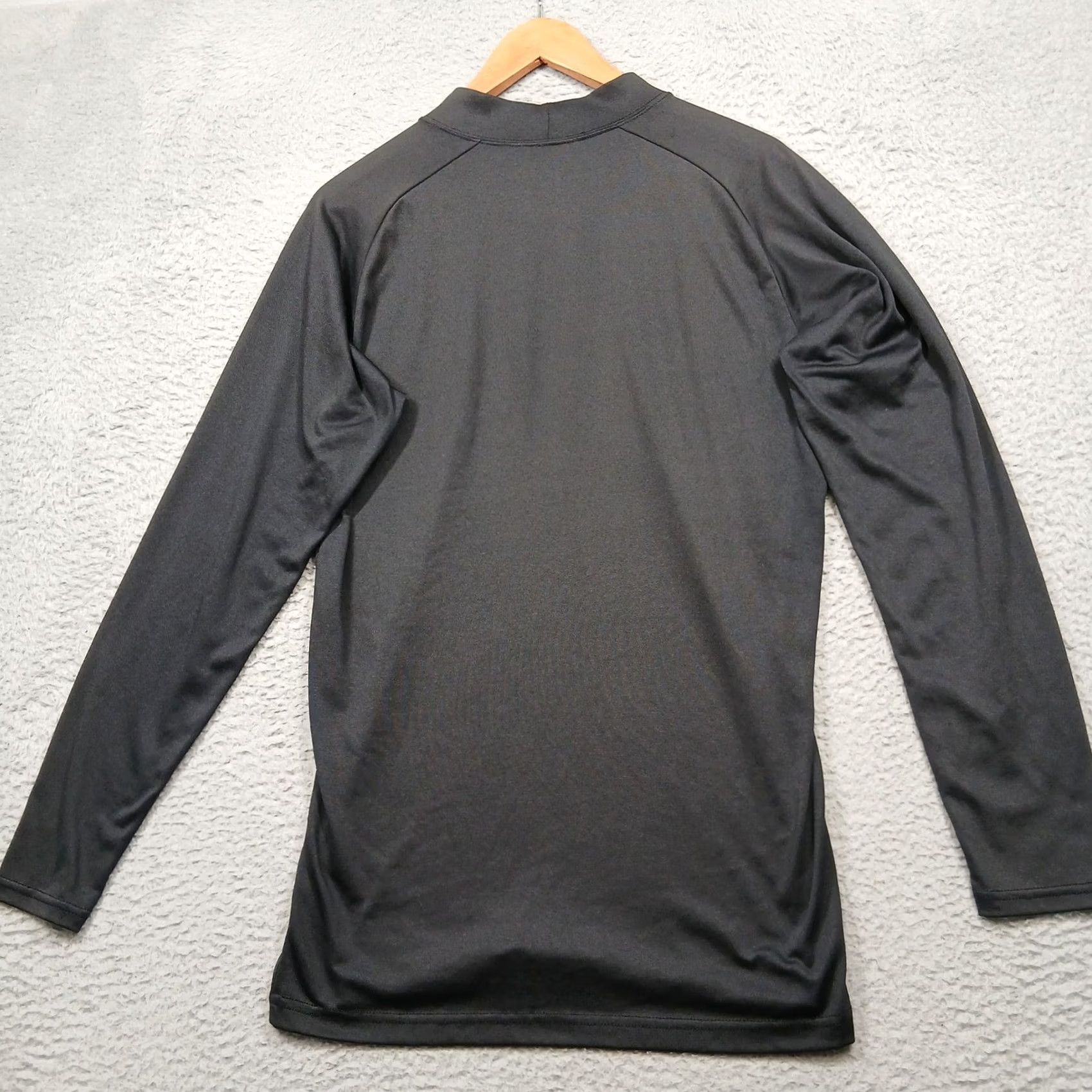 Layer 8 Flying Cross Base Layer Shirt Mens M Black Long Sleeve Mock Neck Pullover Performance Stretch Moisture Wicking Breathable Athletic Knit Size US M / EU 48-50 / 2 - 3 Thumbnail