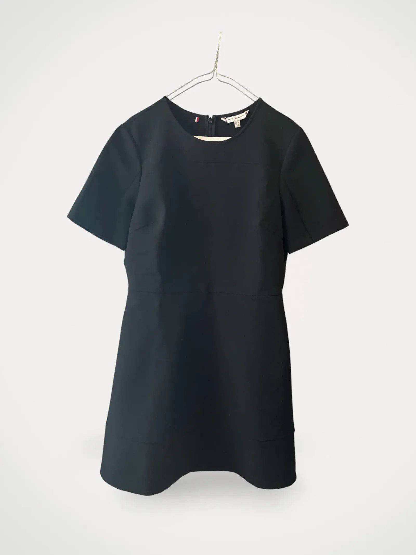 Tommy Hilfiger Tommy Hilfiger Dress Size S / US 4 / IT 40 - 1 Thumbnail
