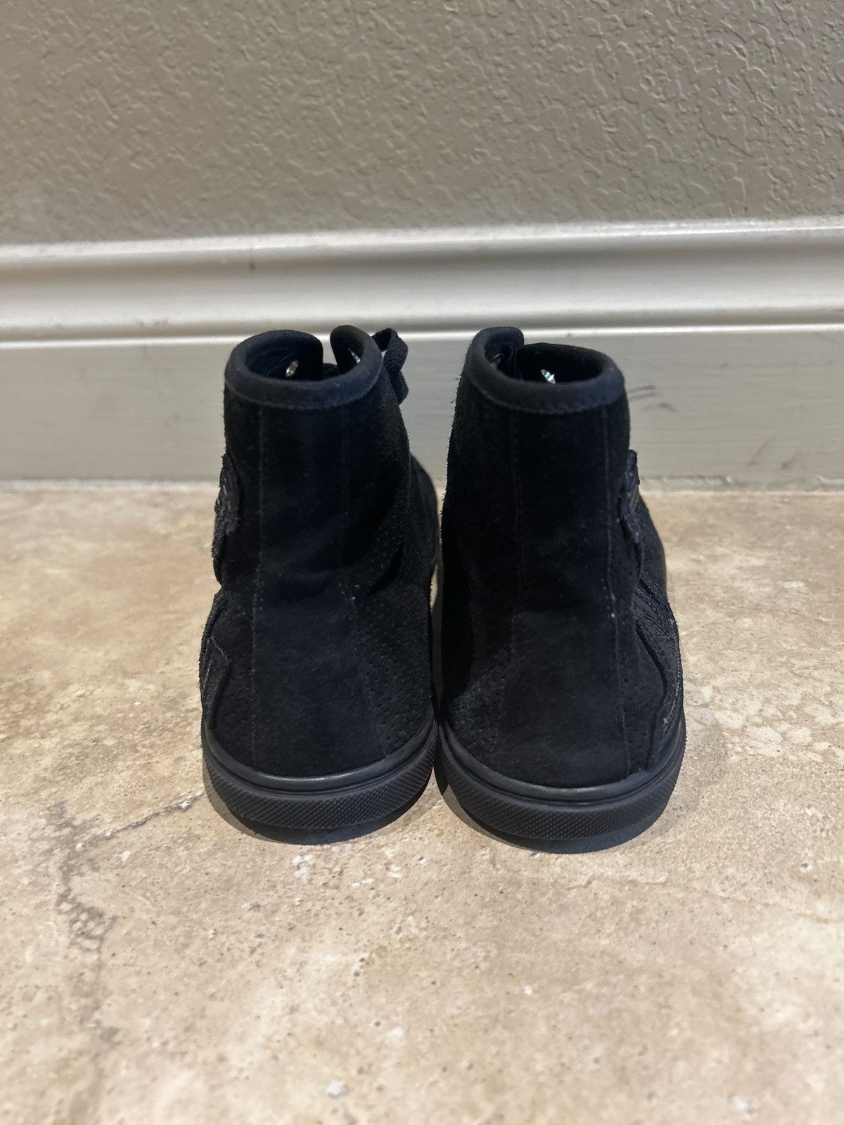 Louis Vuitton Louis Vuitton Black Suede High Top Sneakers size 39.5/8.5 Size US 8.5 / IT 38.5 - 9 Thumbnail
