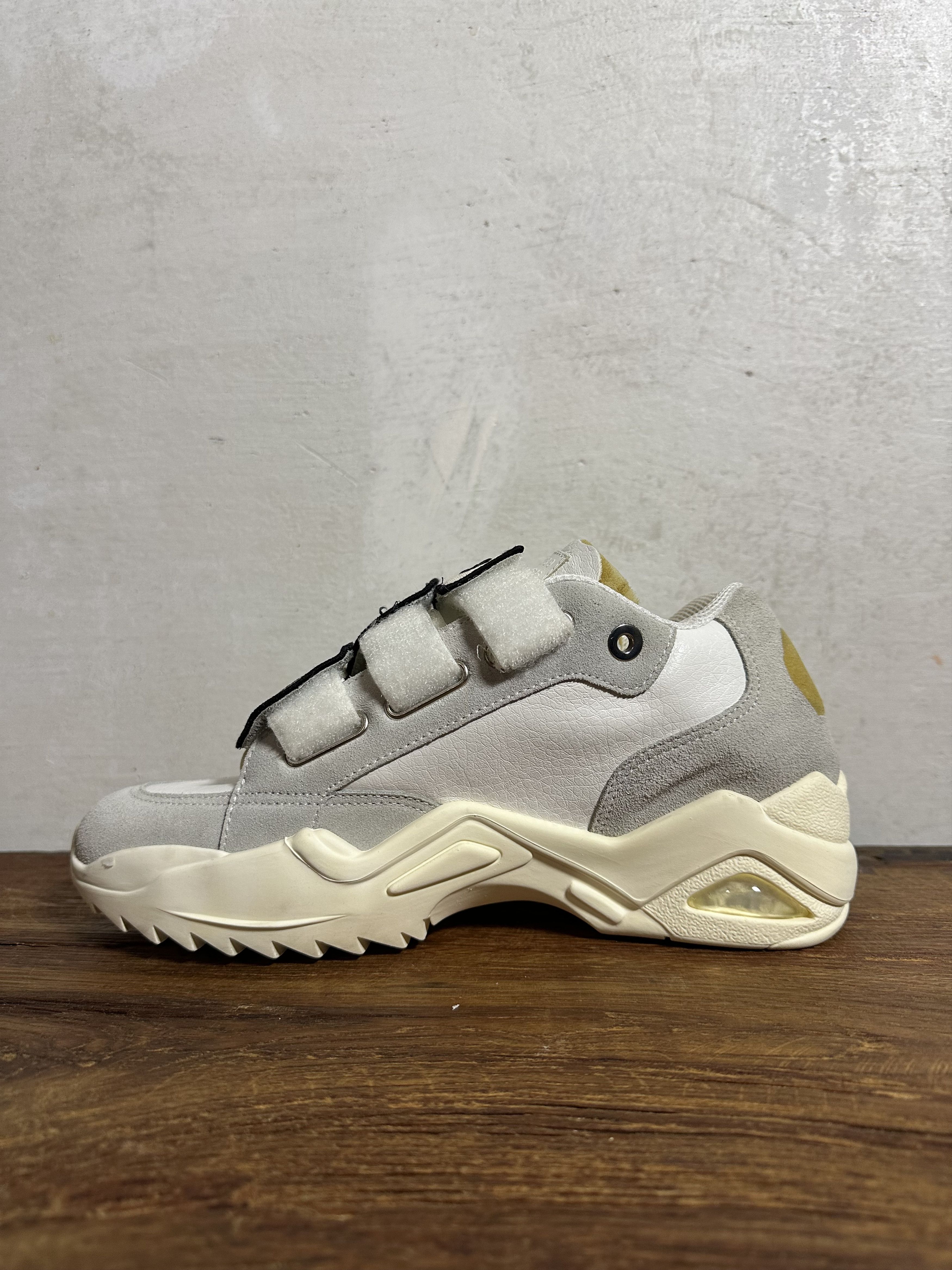 Maison Margiela Maison Margiela New Retro Fit Emoji Sneakers In White Size US 7 / EU 40 - 4 Thumbnail