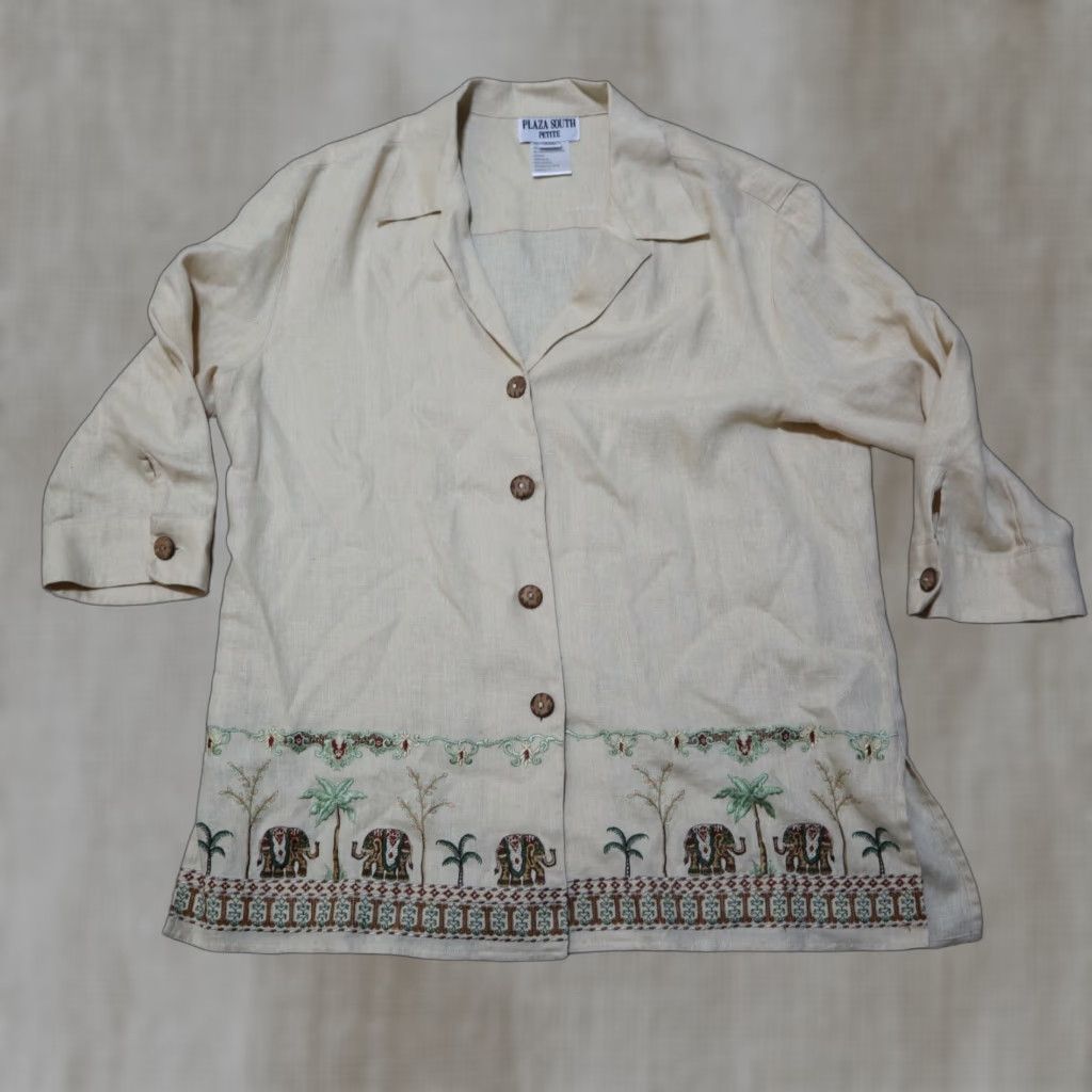 Vintage VINTAGE Plaza South Petite Tan Cream Elephant Embroidered Button Front Blazer Jacket 14P Size XL / US 12-14 / IT 48-50 - 1 Thumbnail