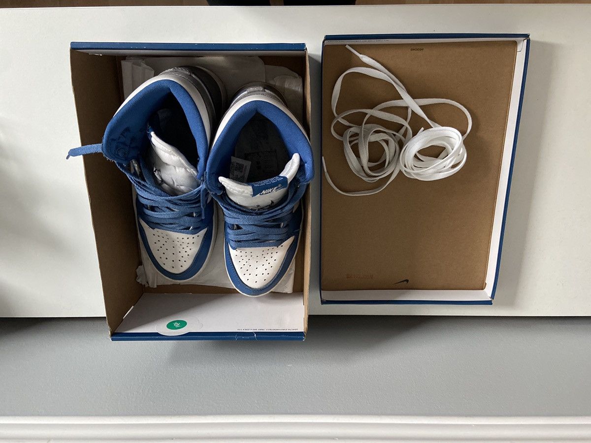 Nike Air Jordan 1 Retro High OG Size US 6.5 / EU 39-40 - 7 Thumbnail