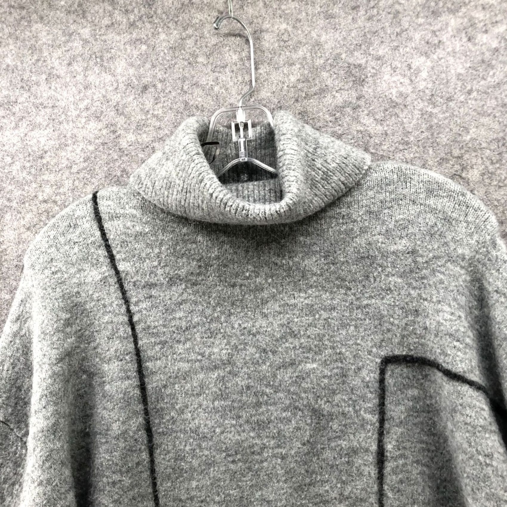 Zara Zara Oversized Turtleneck Sweater Womens S Gray Fuzzy With Wool Boxy Geometric Pullover Knit Wool Blend Size S / US 4 / IT 40 - 3 Thumbnail