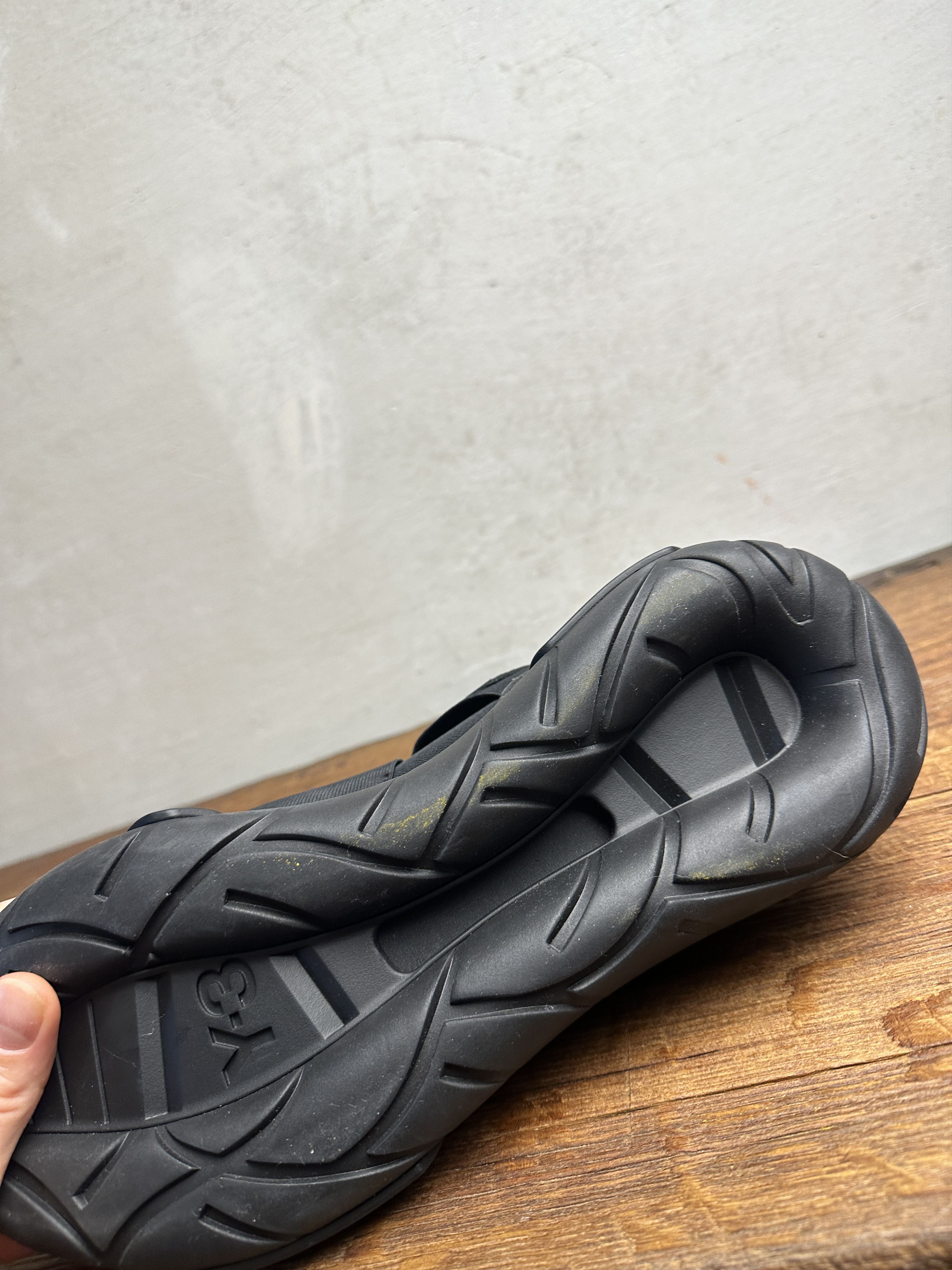 Adidas Y-3 Qasa High Triple Black Size US 7 / EU 40 - 8 Thumbnail