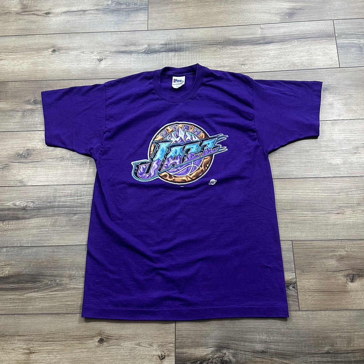 Pro Player Vintage 90s Utah Jazz Single Stitch Made in USA NBA Tee Size US L / EU 52-54 / 3 - 1 Thumbnail
