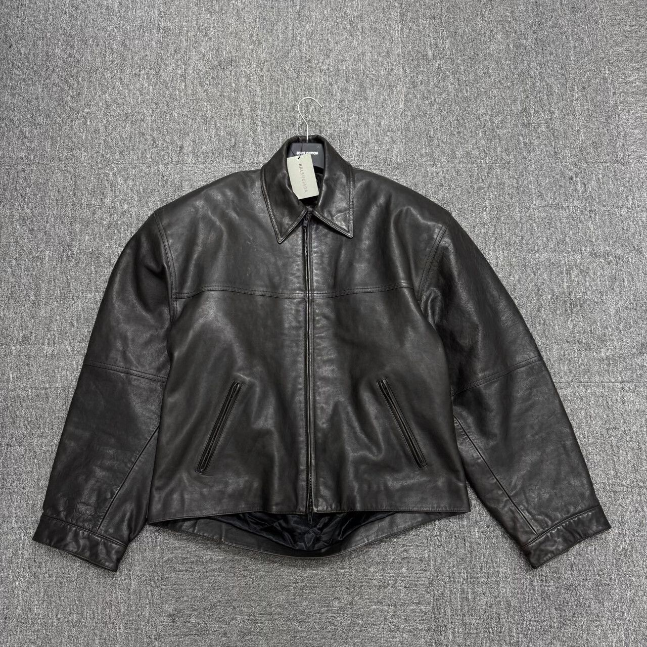 Balenciaga Balenciaga Cocoon Kick Leather Jacket Size M Size US M / EU 48-50 / 2 - 1 Thumbnail