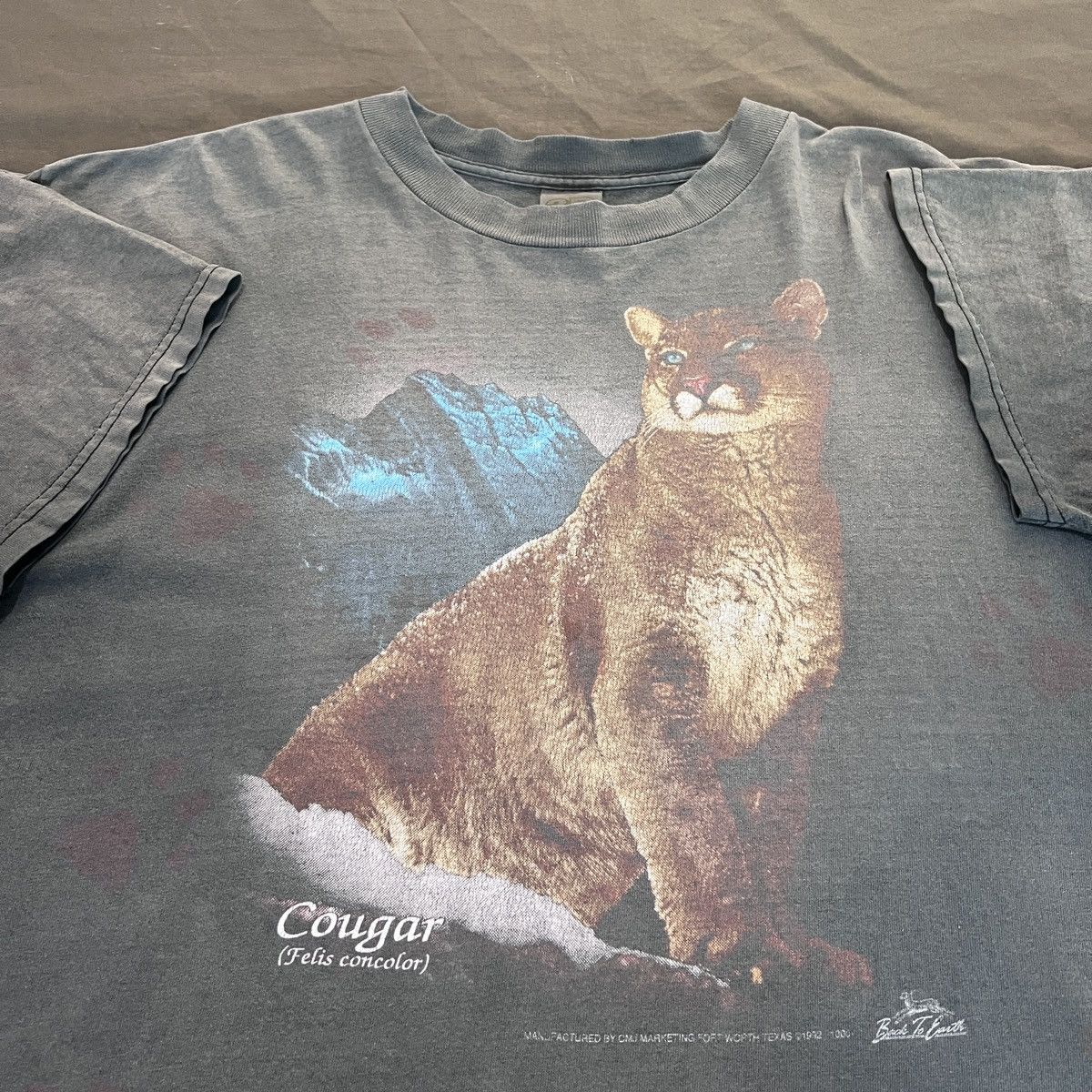 Vintage Vintage 90s 3D Emblem Cougar Tee XL Faded Size US XL / EU 56 / 4 - 7 Thumbnail