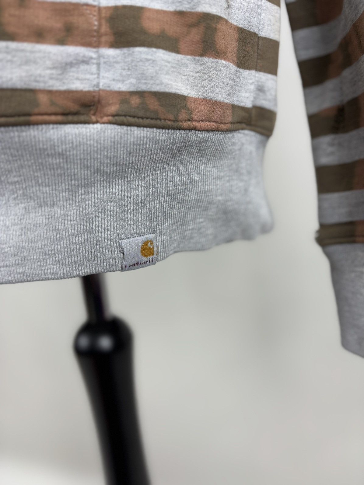 Carhartt Mens hand made hoodie Carhartt Size L/XL Color Multicolor Size US L / EU 52-54 / 3 - 5 Thumbnail