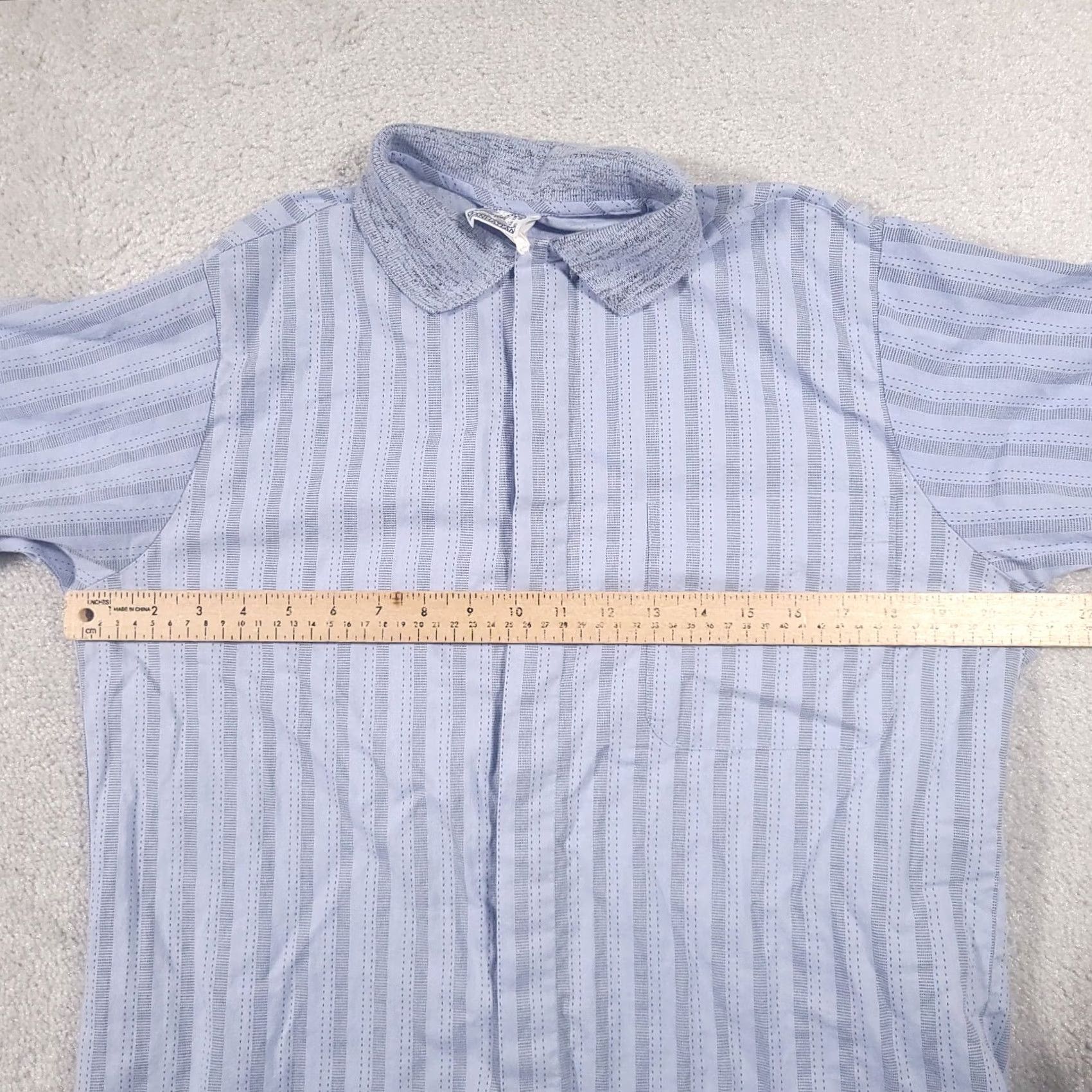 Vintage VINTAGE Manhattan Dress Shirt Light Blue Stripe Button Up Shirt Mens M USA Short Sleeve, Cotton, Regular Fit, Collared, Spread Collar, Button Closure Size US M / EU 48-50 / 2 - 7 Thumbnail