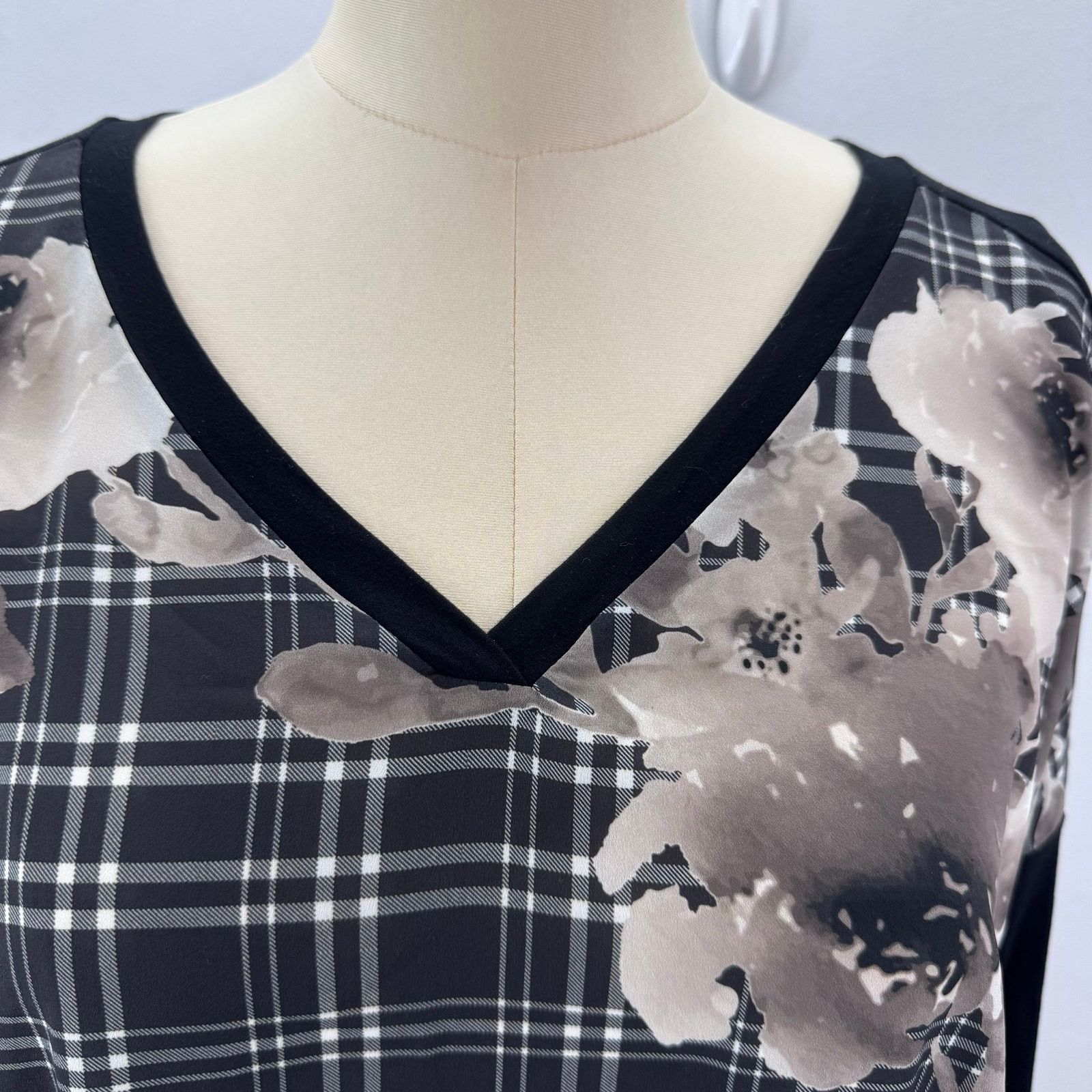 Marina Rinaldi NMarina Rinaldi Mixed Media Floral Blouse Plus Size 20-22 Size 3XL / US 20-22 - 2 Thumbnail