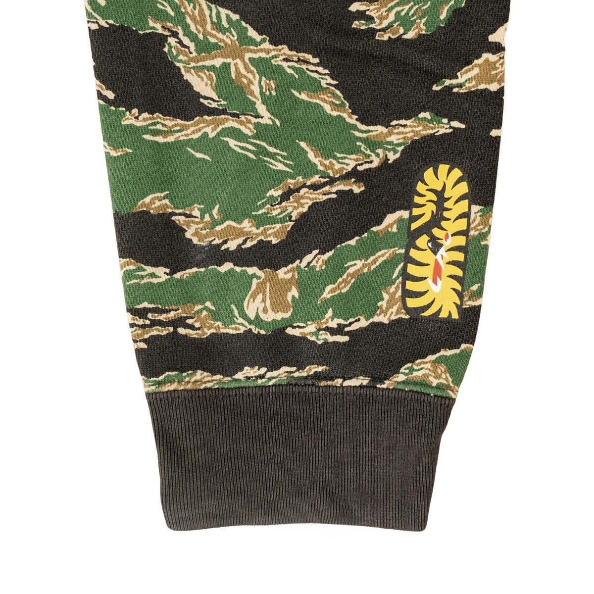 Bape Tiger Full Zip Hooded Sweatshirt 1st Camo Green Size US L / EU 52-54 / 3 - 5 Thumbnail