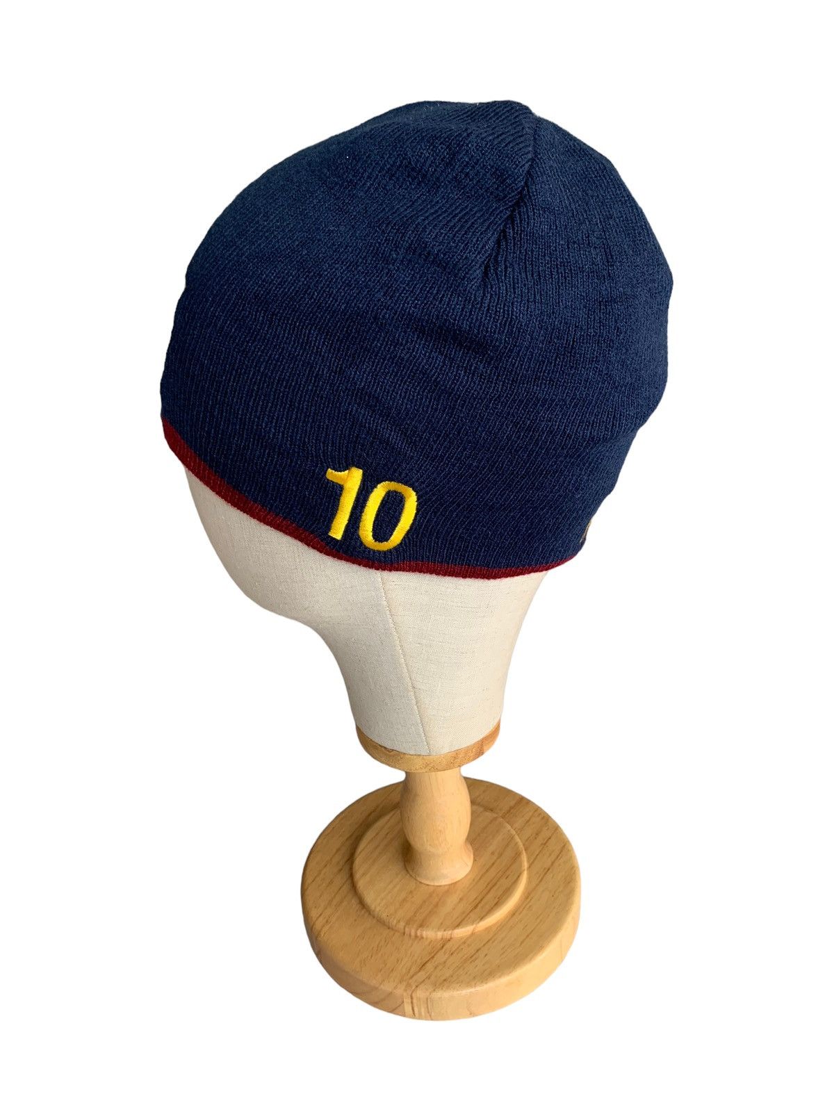 Japanese Brand FCB BARCELONA WITH MESSI 10 RARE BEANIE HATS Size ONE SIZE - 4 Thumbnail