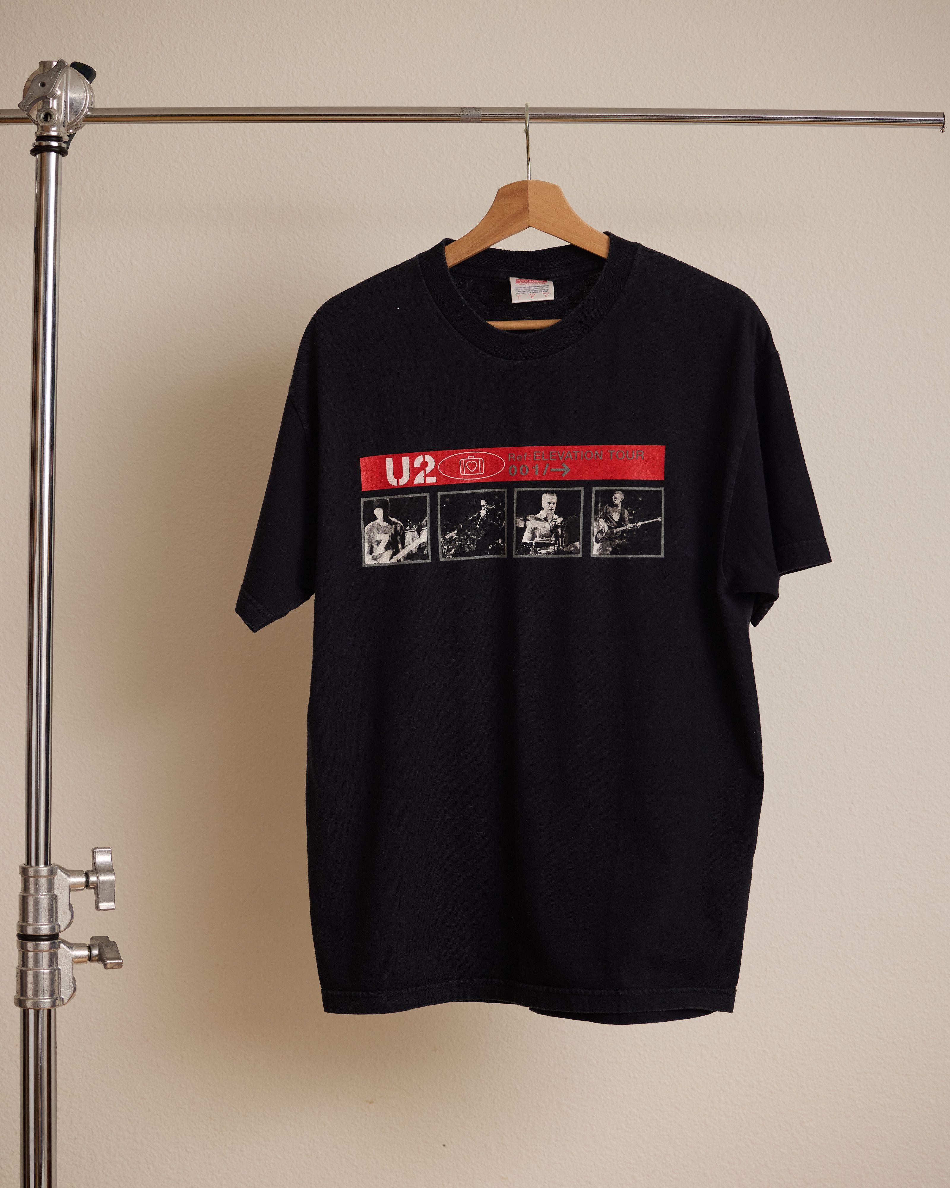 Vintage Vintage 2000's U2 Elevation Tour T-Shirt Size US L / EU 52-54 / 3 - 1 Thumbnail