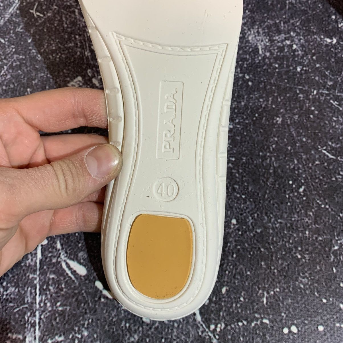 Prada Prada Women’s Leather Sneakers Size 40, 26 cm Size US 10 / IT 40 - 17 Thumbnail