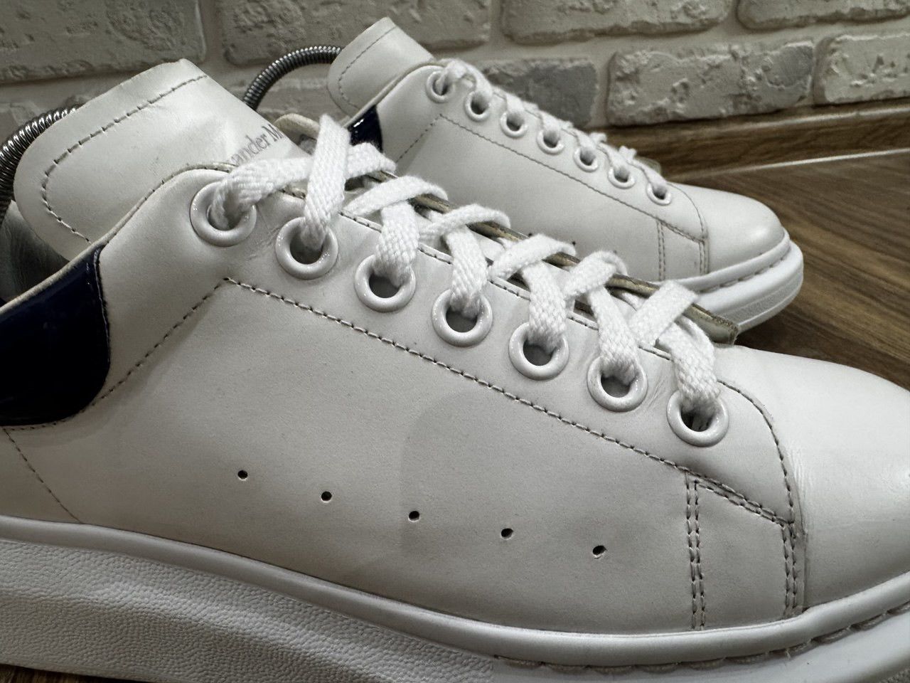 Alexander McQueen Alexander McQueen Oversized Sneakers Size 40 Size US 9 / IT 39 - 4 Thumbnail