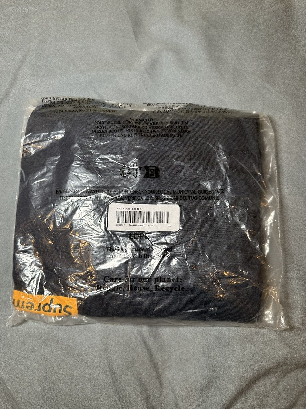 Supreme Supreme Body Snatchers Tee Size US XL / EU 56 / 4 - 5 Thumbnail