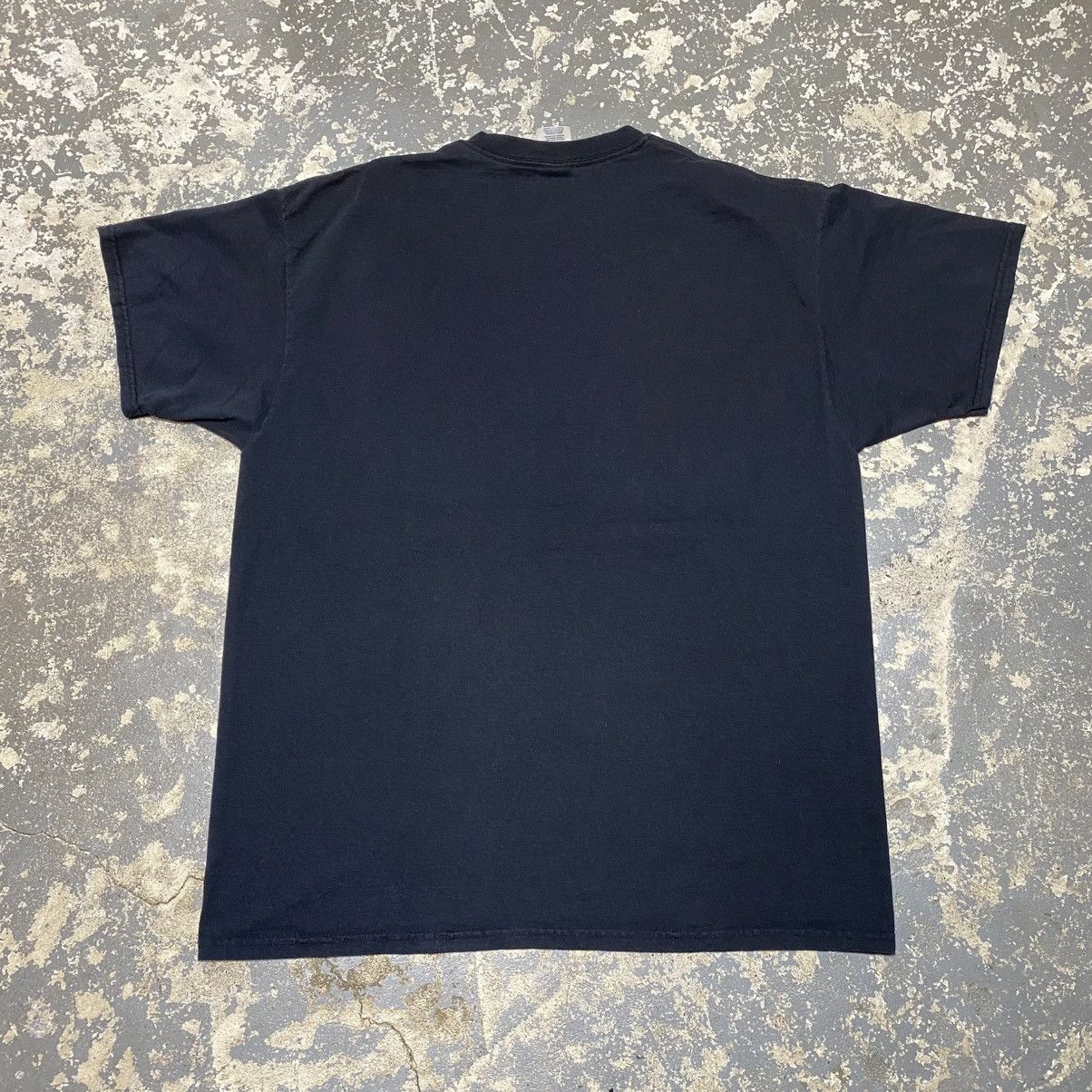 Japanese Brand × Vintage Vintage Guns Don’t Kill People Uncles With Pretty Nieces Do Size US XL / EU 56 / 4 - 5 Thumbnail