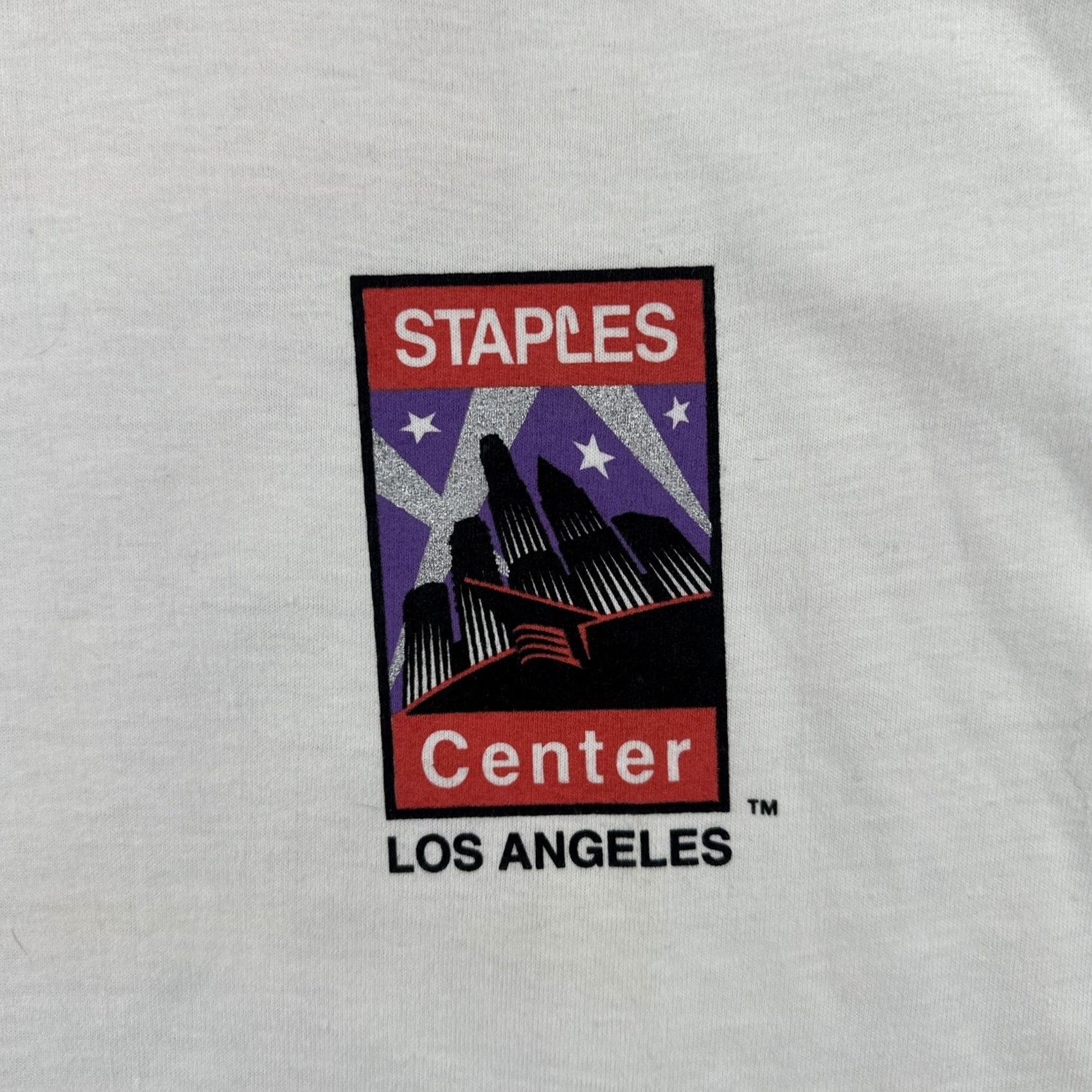 Hanes VINTAGE Hanes Beefy-T Large White T Shirt Los Angeles California Staples Center NWT Mens L White 90s California Sports Shirt Size US L / EU 52-54 / 3 - 6 Thumbnail