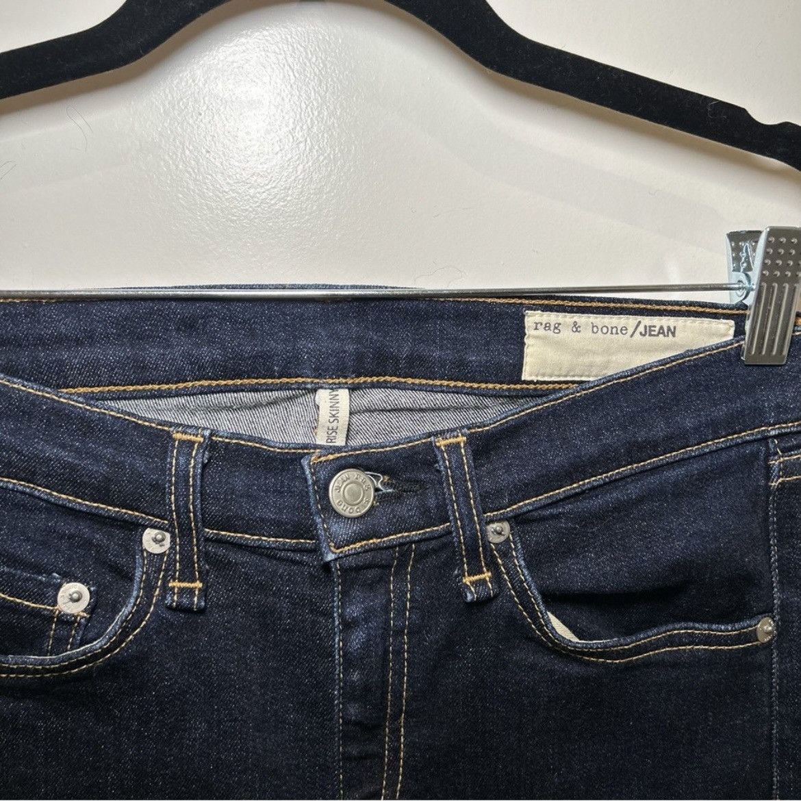 Rag & Bone Rag & Bone High Rise Skinny Jean in Heritage Size 27 Size 27" / US 4 / IT 40 - 7 Thumbnail