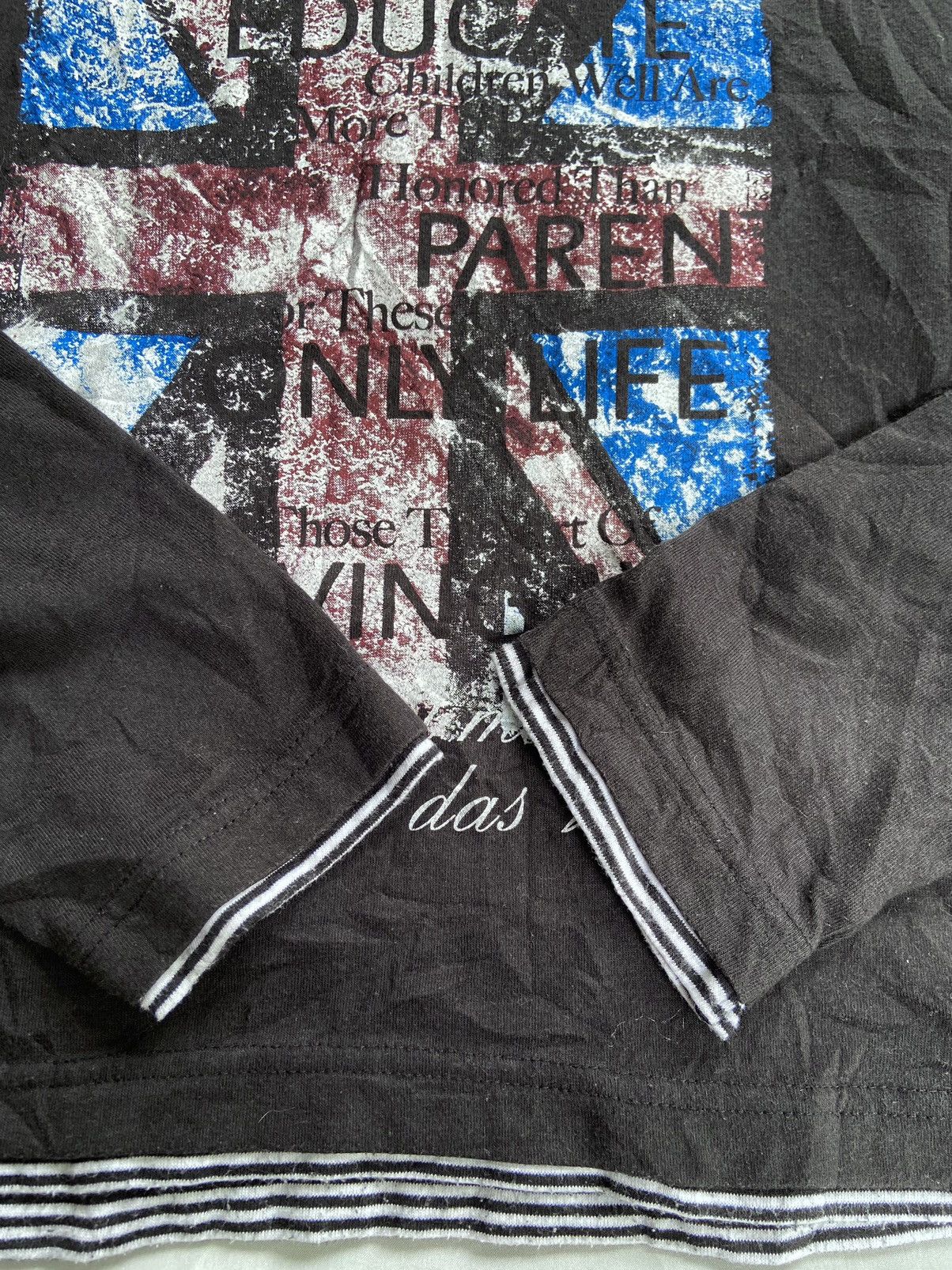 Japanese Brand DOUBLE LAYER VERRICHT WAGT DUTCH LANGUAGE LONG SLEEVE Size US S / EU 44-46 / 1 - 6 Thumbnail