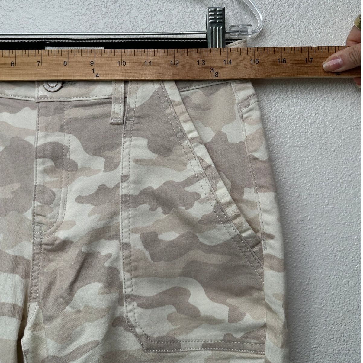 Other Knox Rose women’s camo ankle skinny pants beige 6 mid rise Size 28" / US 6 / IT 42 - 6 Thumbnail