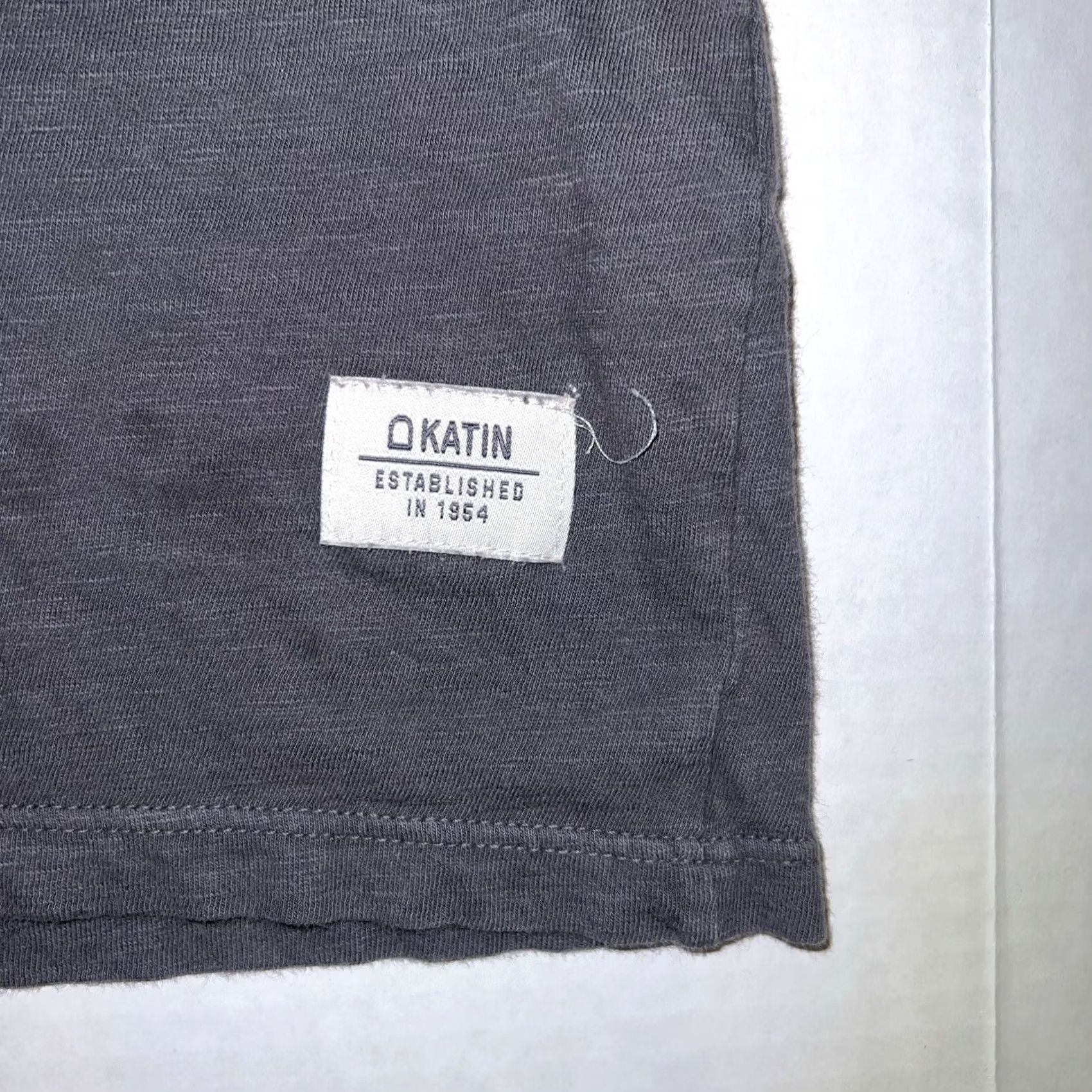 Katin Katin Kanvas Surfer Henley Shirt XL Gray Surfer Logo Graphic Short Sleeve Men Regular Tee Surfers DX Size US XL / EU 56 / 4 - 2 Thumbnail