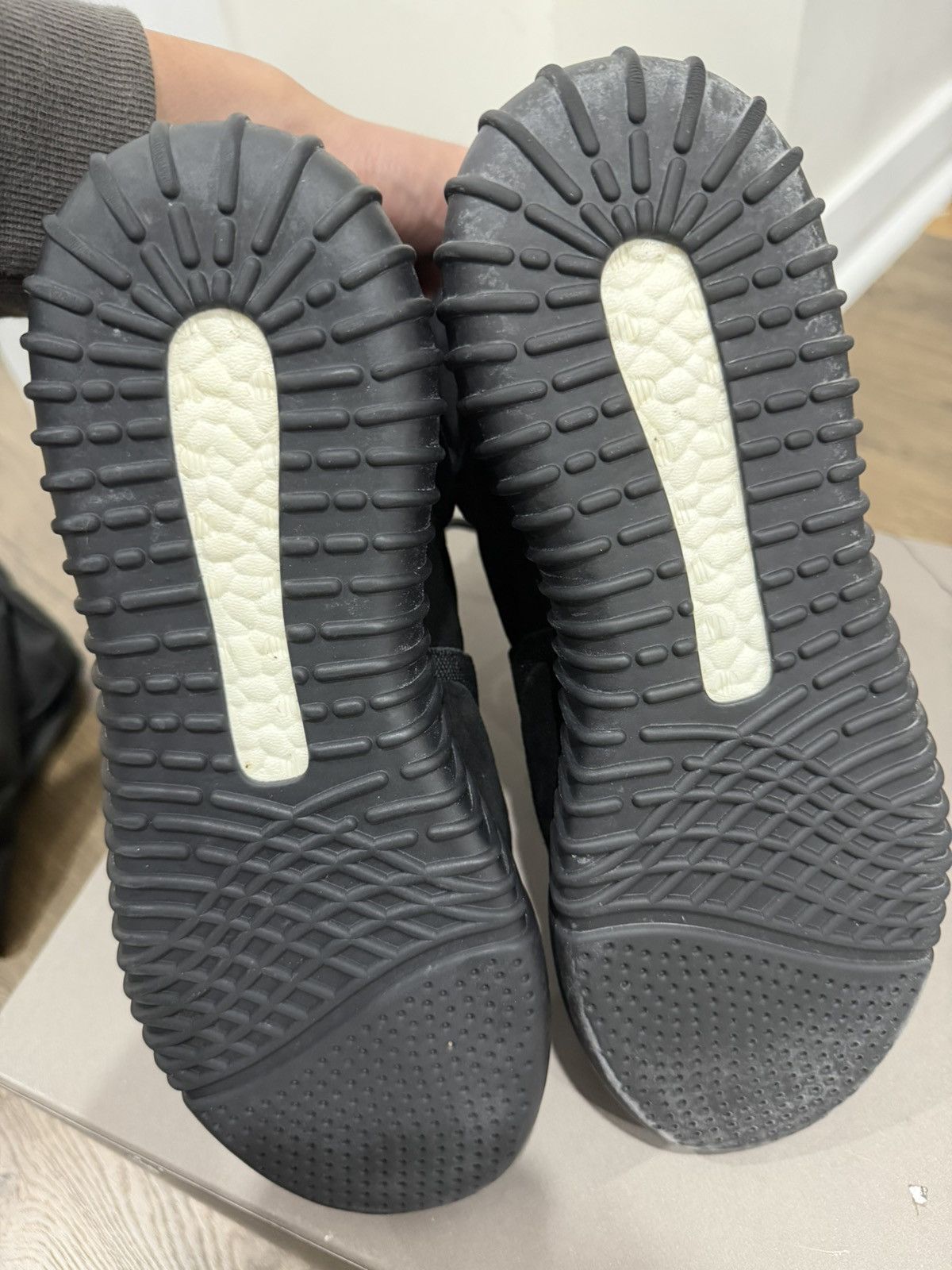 Yeezy Adidas Yeezy Boost 750 Size US 8 / EU 41 - 7 Thumbnail