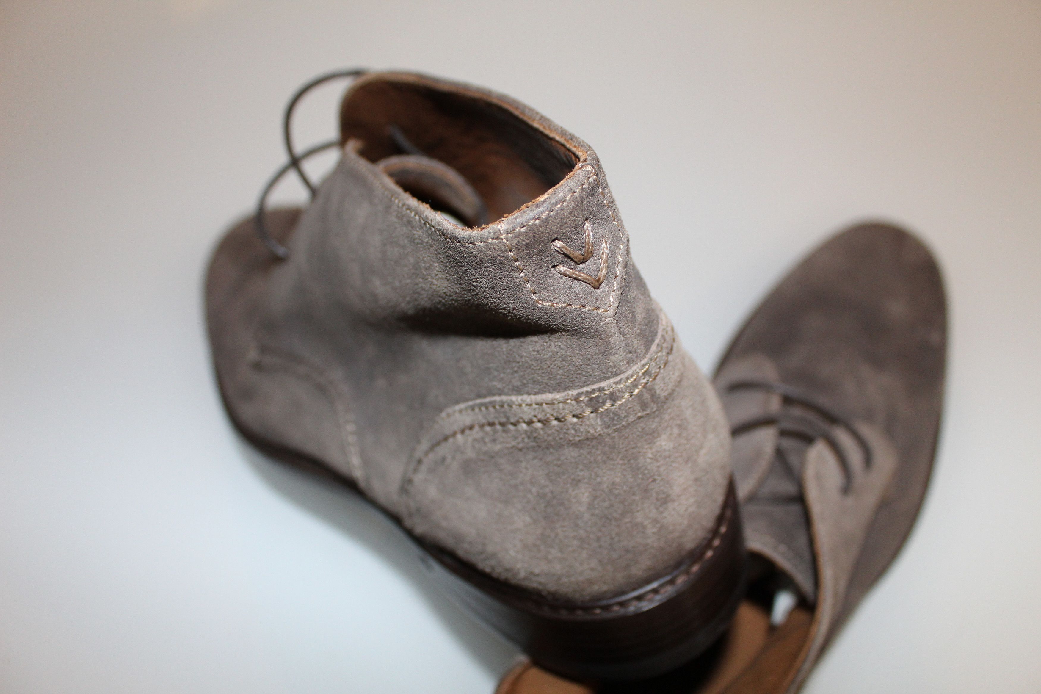 John Varvatos Varvatos Handmade in Italy – Men’s Chukka Boot (Mink Suede) Size US 11 / EU 44 - 5 Thumbnail