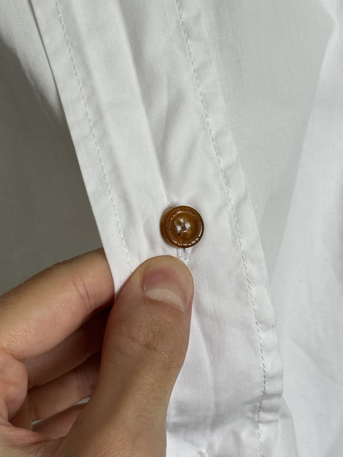 Vivienne Westwood Vivienne Westwood classic whit shirt size 3 Size US M / EU 48-50 / 2 - 5 Thumbnail