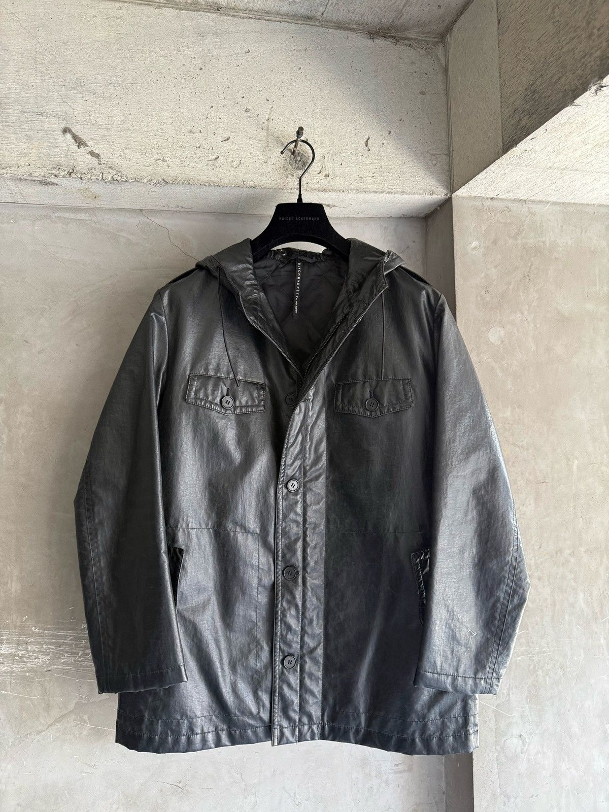 Black Barrett BLACKBARRETT by Neil Barrett Black Coated Hooded Parka Size US S / EU 44-46 / 1 - 11 Thumbnail