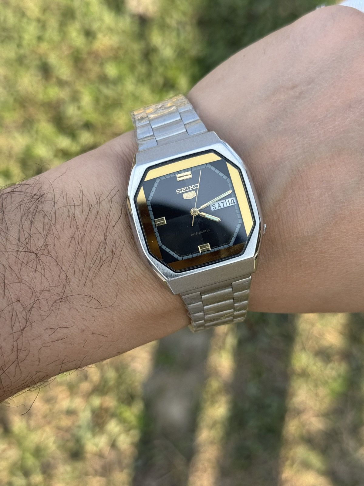 Seiko Vintage Seiko 5 Automatic black dial |Cushion Case |Japan Size 36 - 19 Thumbnail