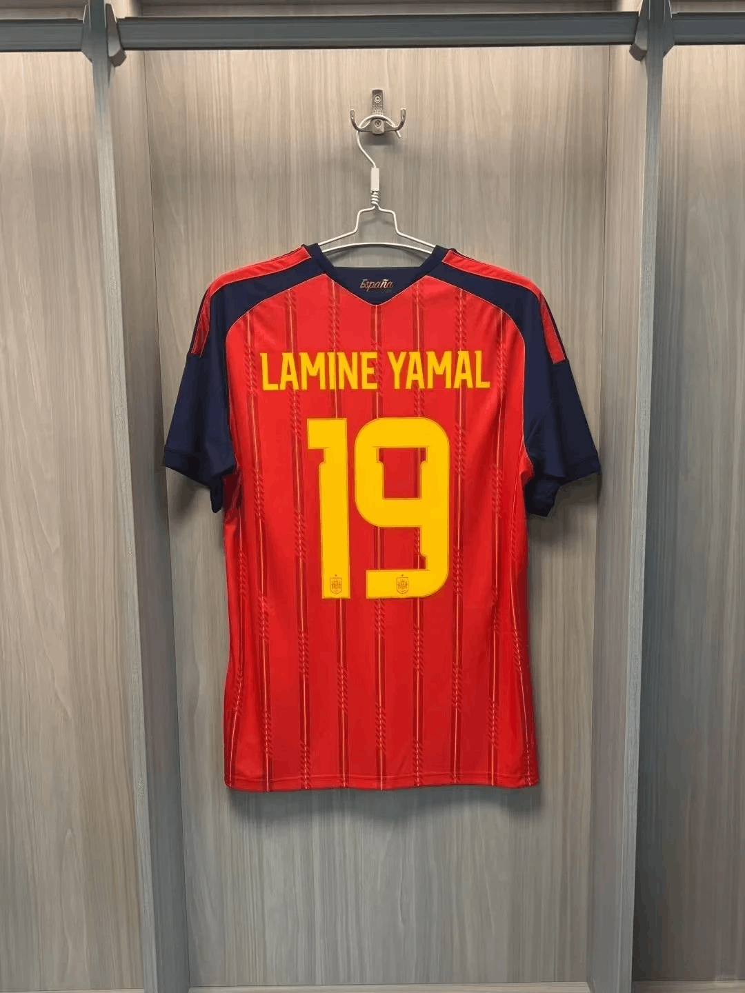 Other 2026 World Cup Spain #19 Lamine Yamal Jersey Size US L / EU 52-54 / 3 - 2 Thumbnail
