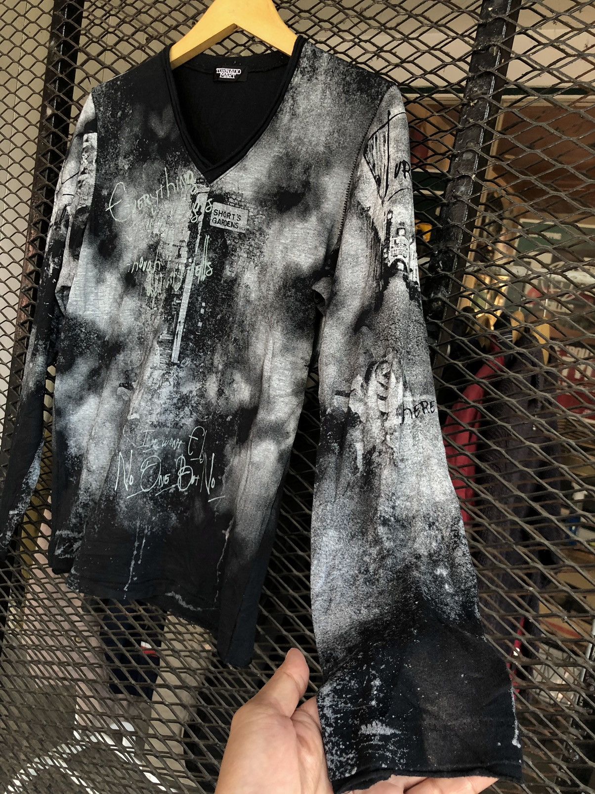 Tornado Mart ARCHIVE TORNADO MART LONGSLEEVE GOTHIC PUNK STYLE Size US M / EU 48-50 / 2 - 4 Thumbnail